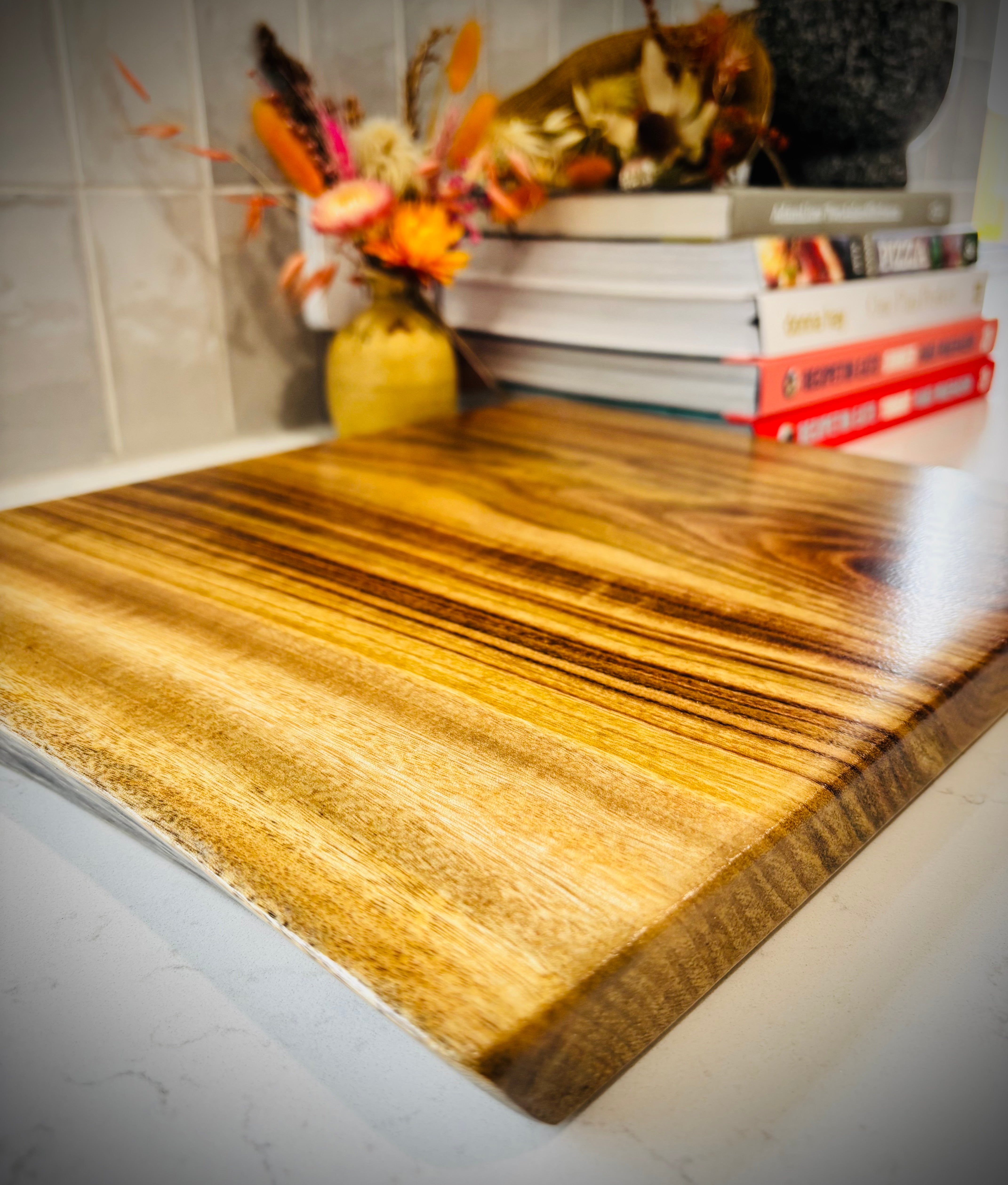 Harwood Camphor Laurel Charcuterie Board 300x340x25