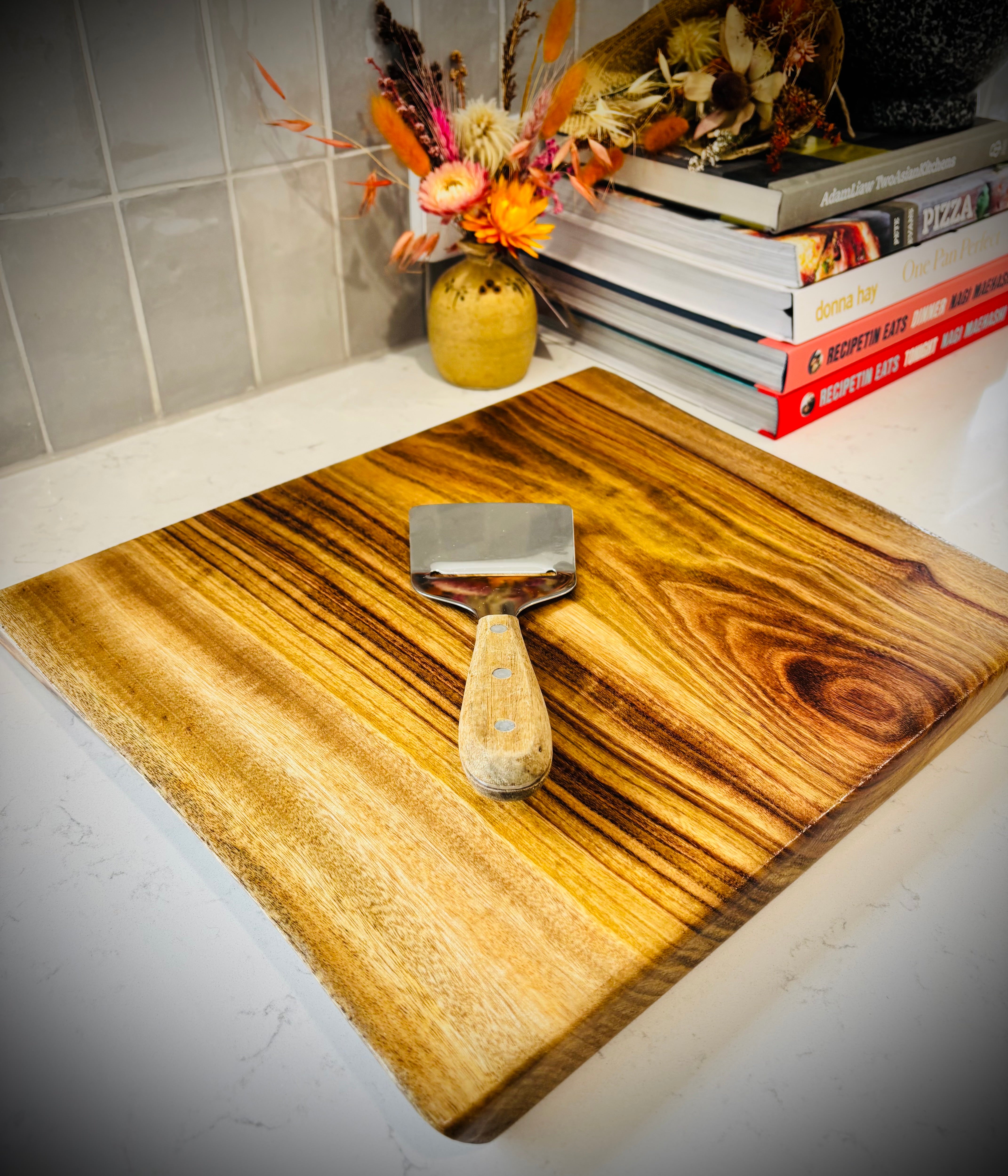 Harwood Camphor Laurel Charcuterie Board 300x340x25
