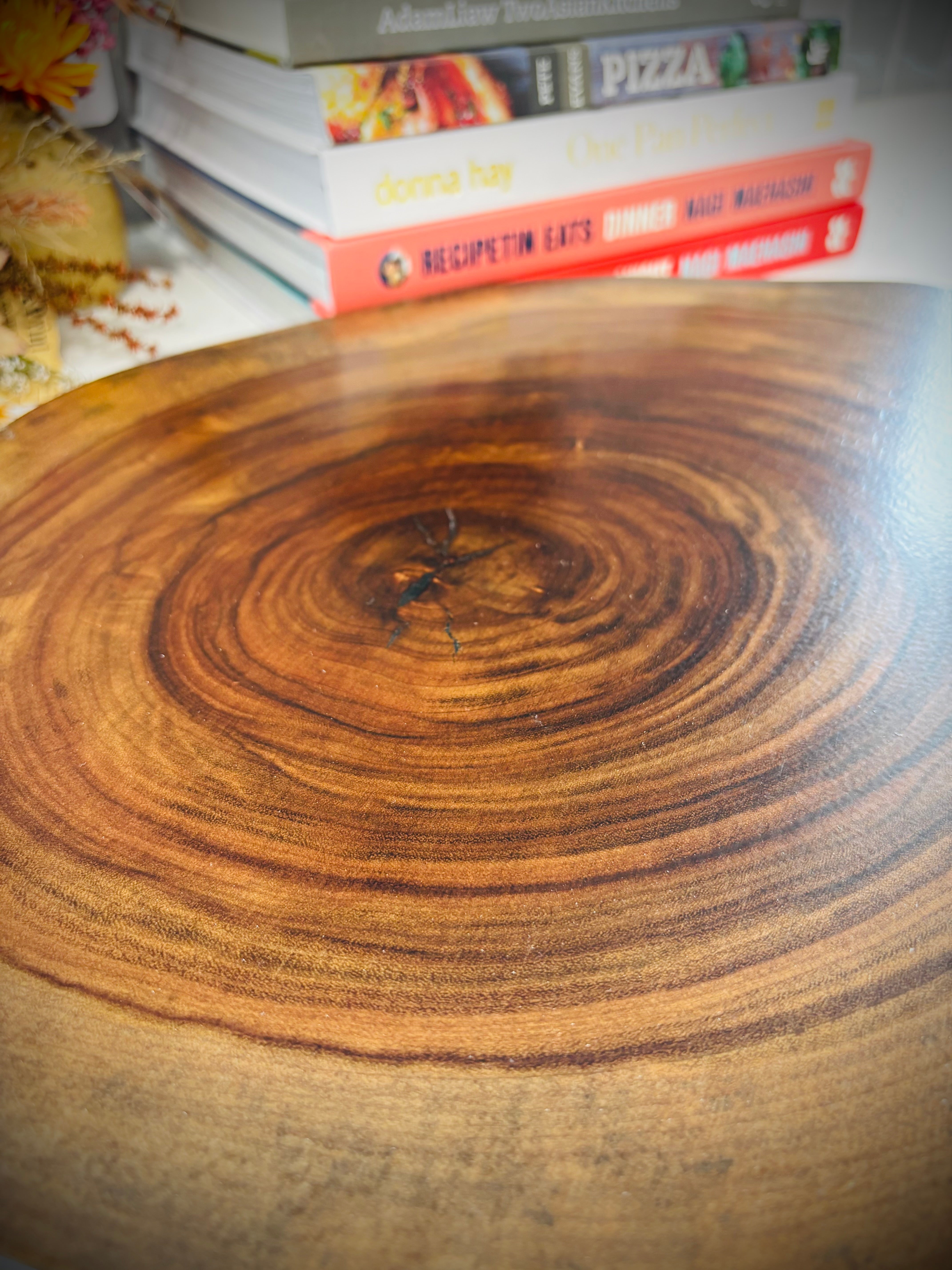 Round Hardwood Camphor Laurel Charcuterie Board 330x440x34mm