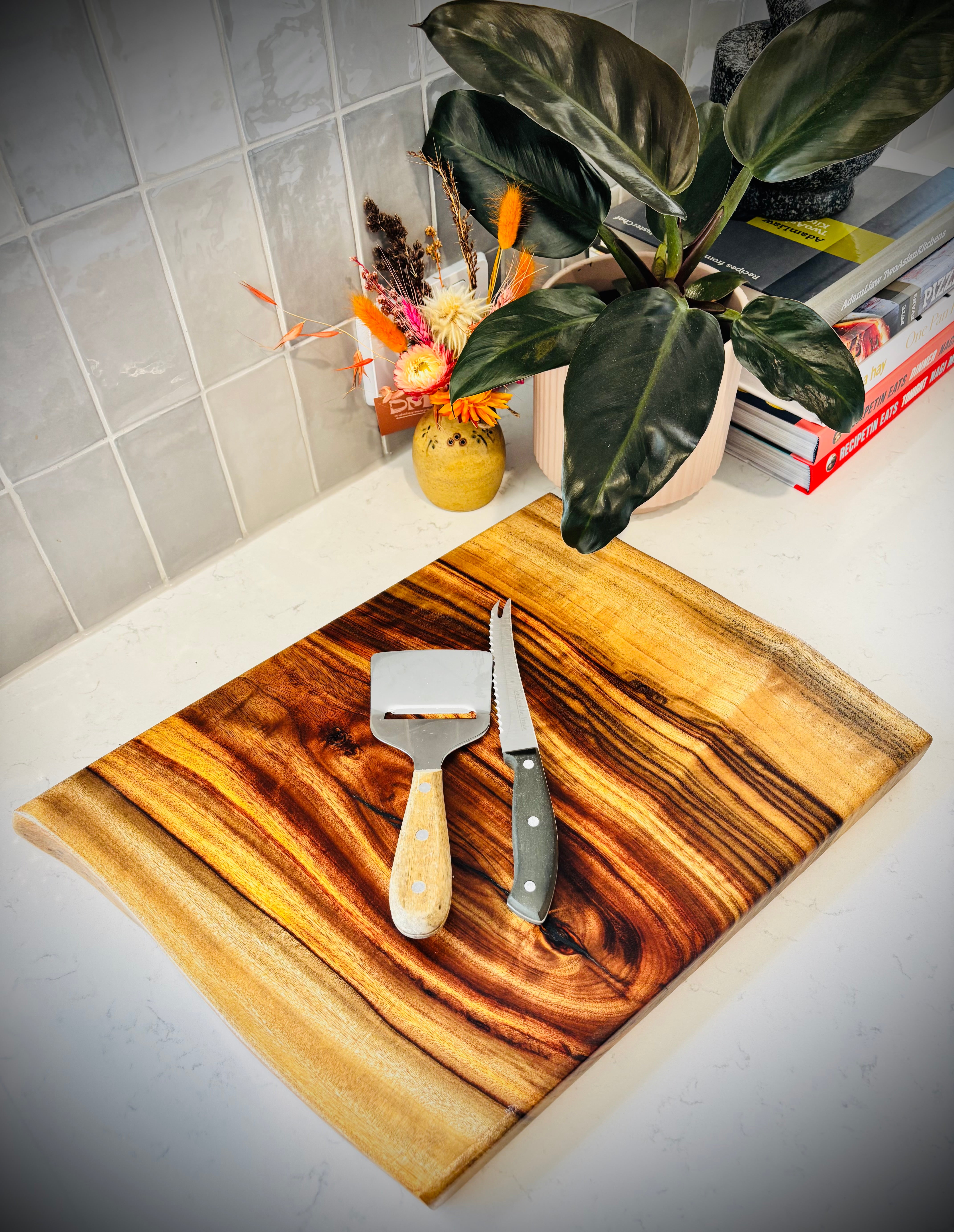 Hardwood Camphor Laurel Charcuterie Board 300x415x25mm