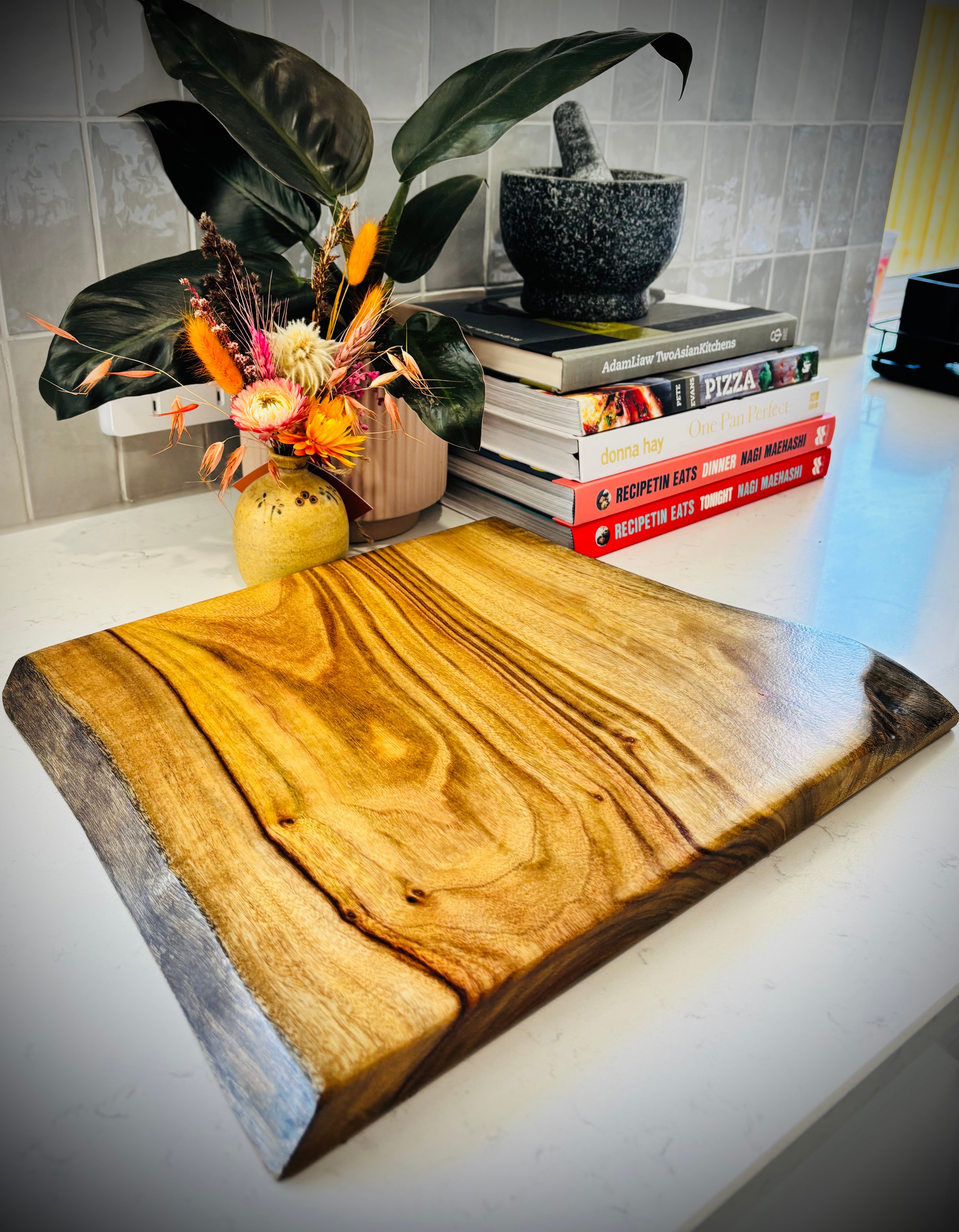 Hardwood Camphor Laurel Charcuterie Board 300x385x25mm