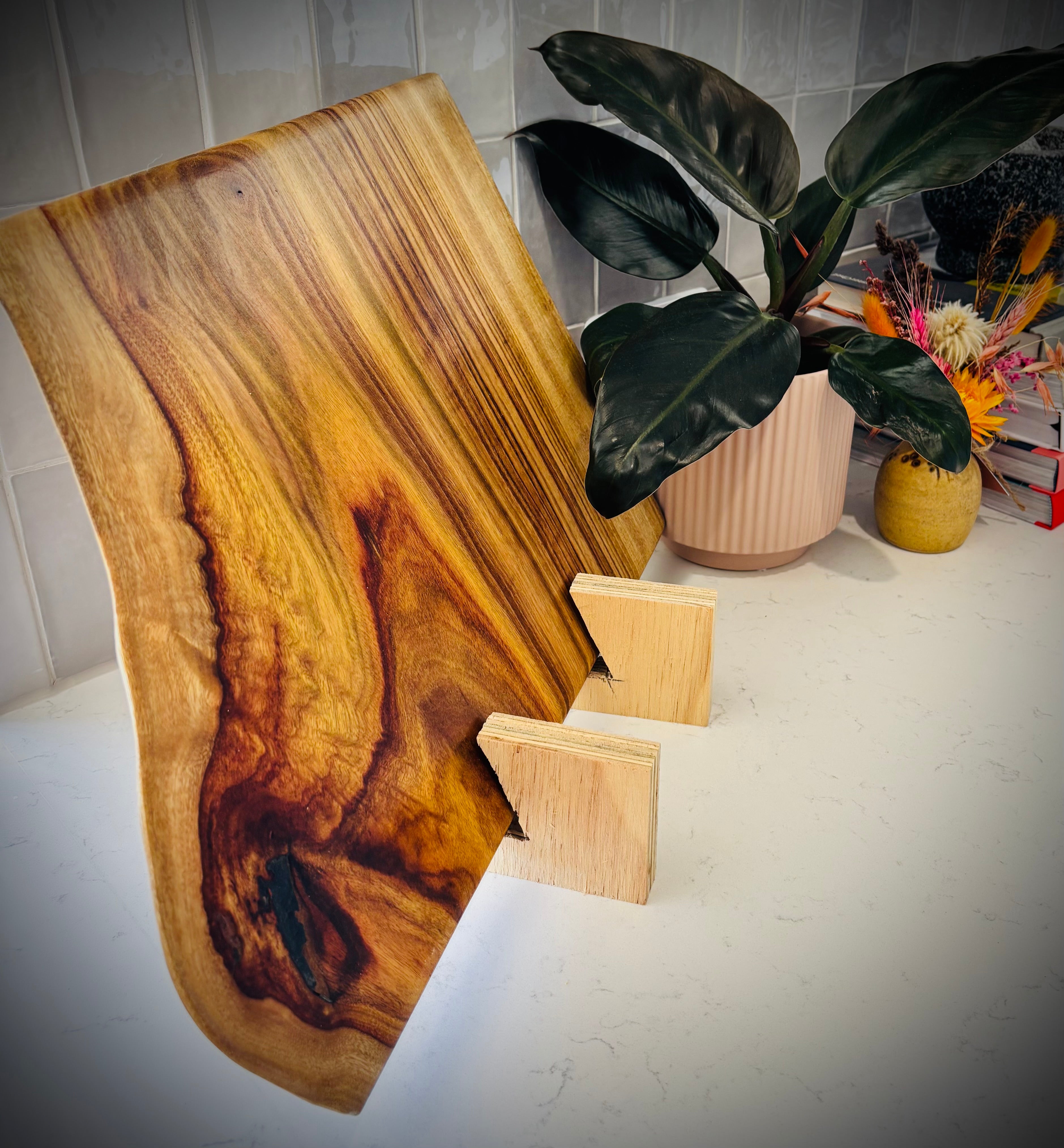 Hardwood Camphor Laurel Charcuterie Board 300x460x25mm
