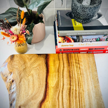 Hardwood Camphor Laurel Charcuterie Board 300x460x25mm