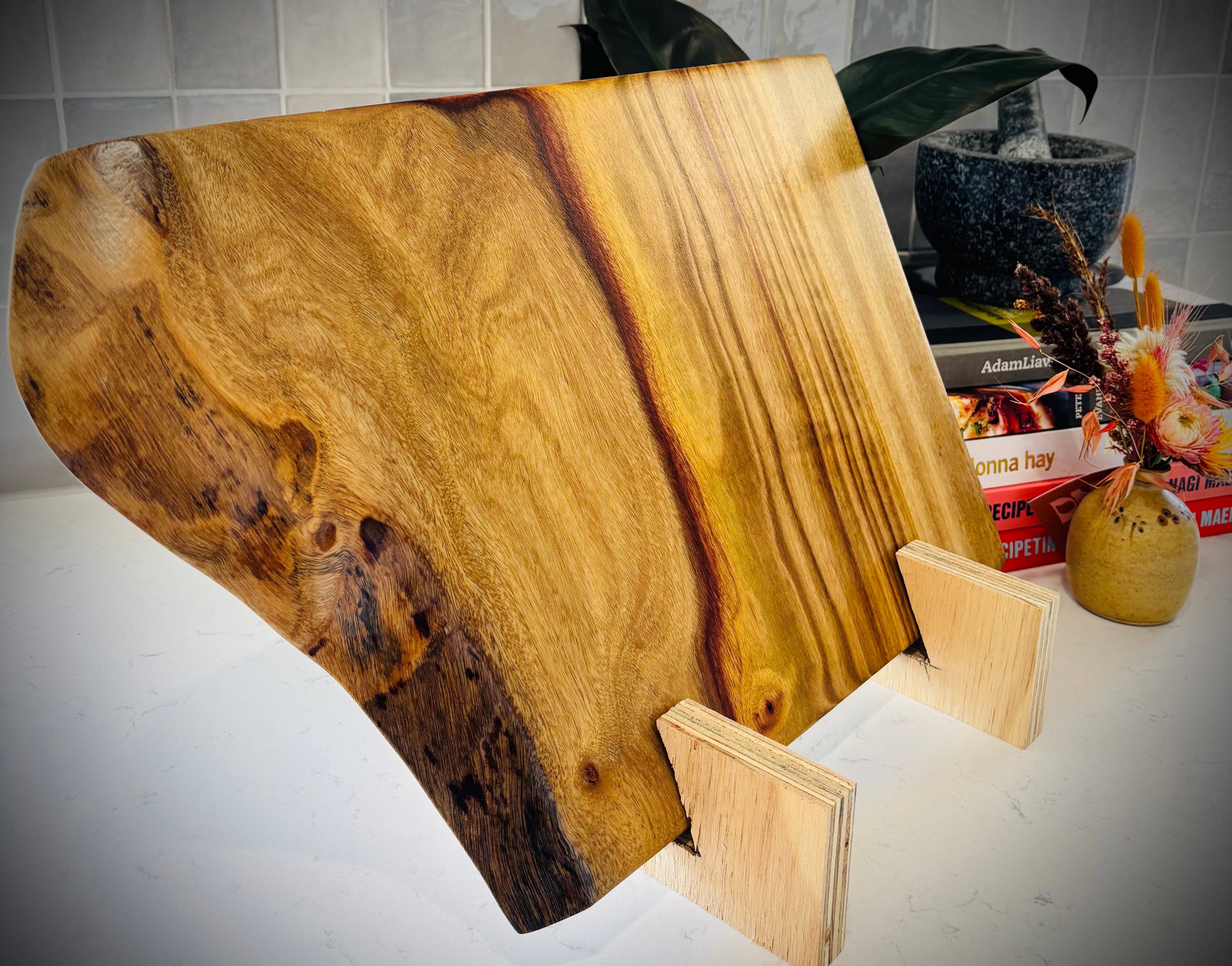 Hardwood Camphor Laurel Charcuterie Board 300x460x25mm