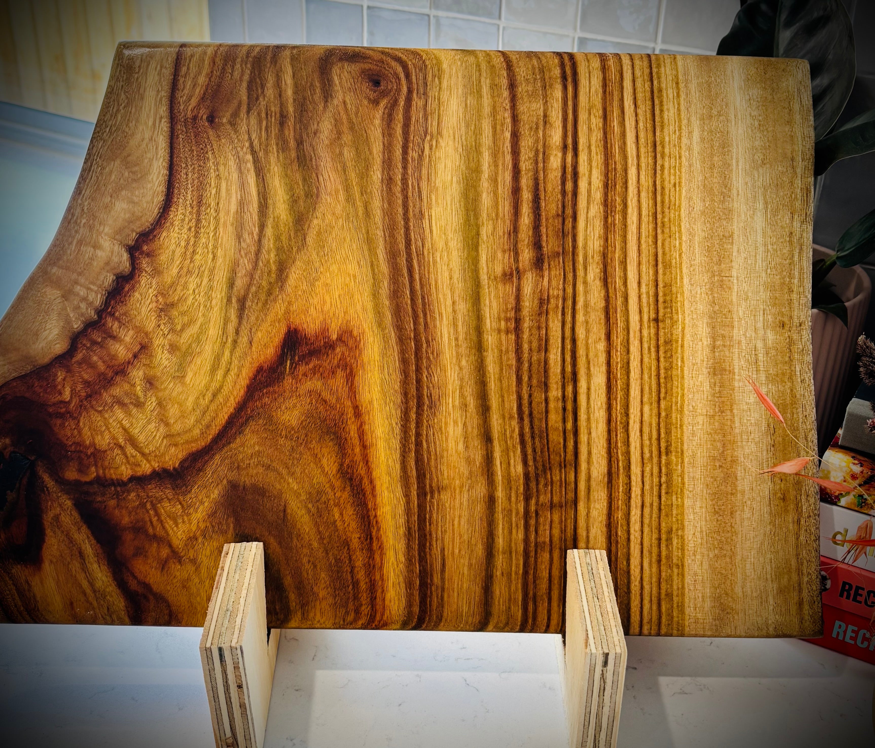 Hardwood Camphor Laurel Charcuterie Board 300x460x25mm