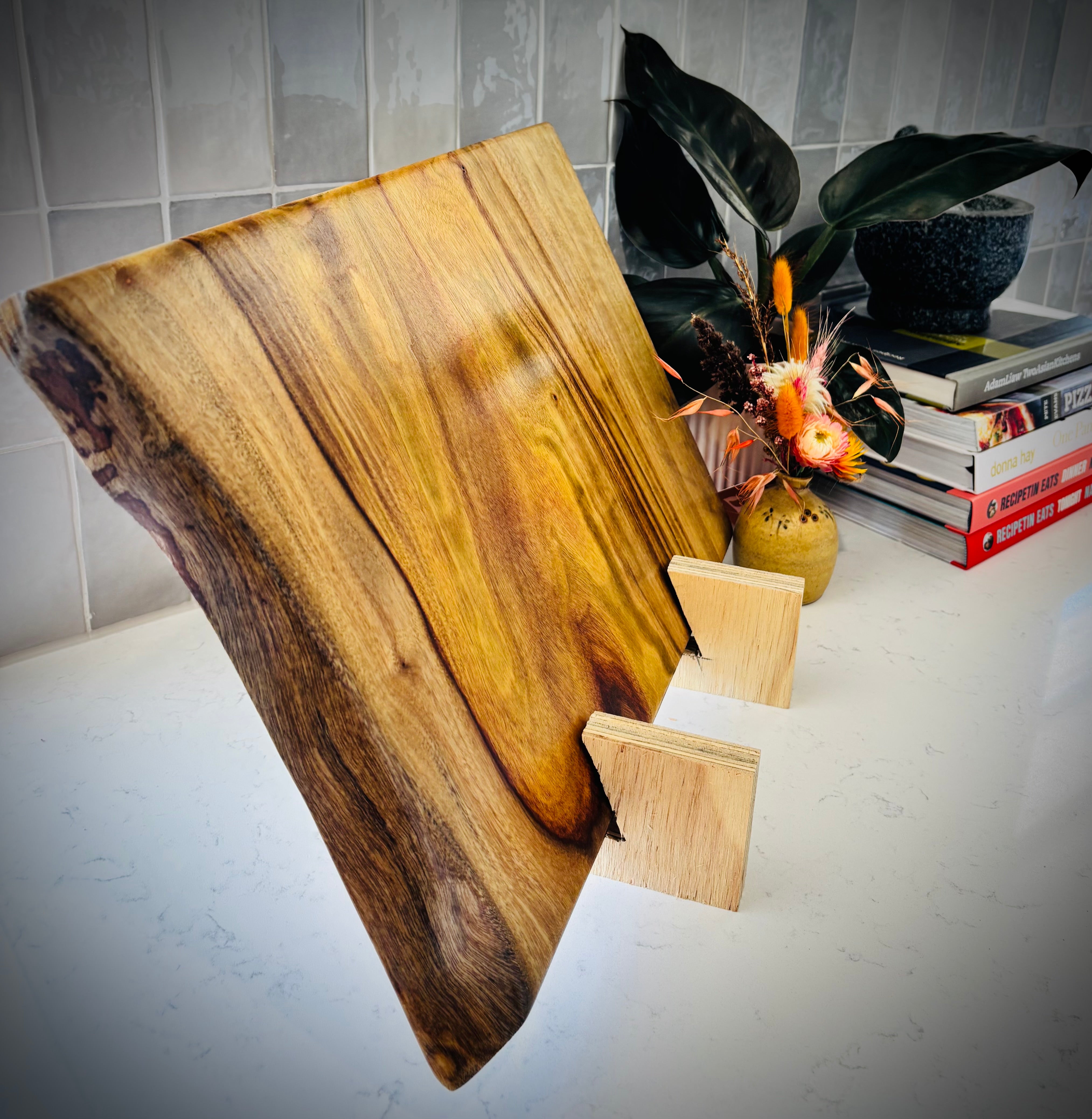 Hardwood Camphor Laurel Charcuterie Board 300x460x25mm