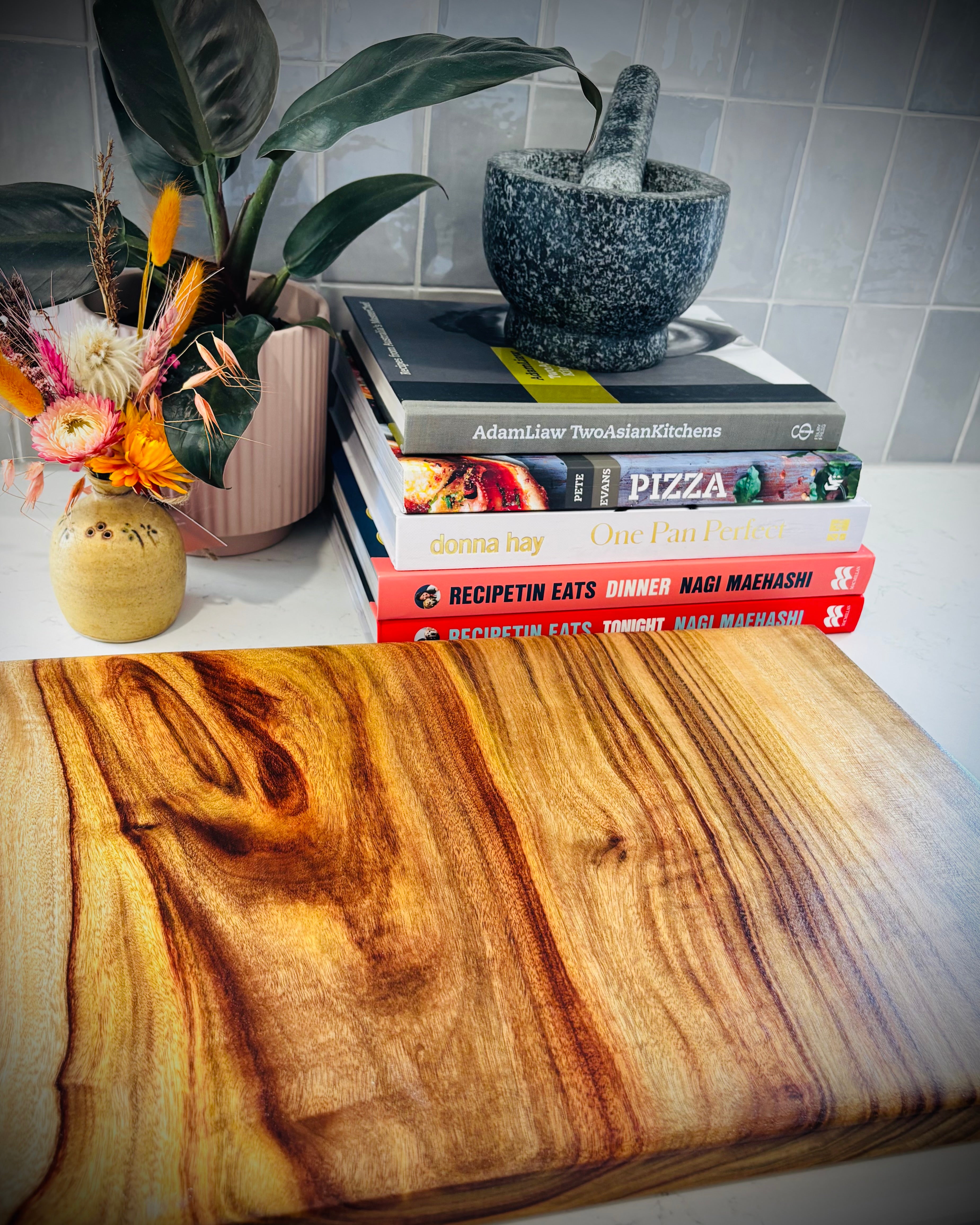 Hardwood Camphor Laurel Charcuterie Board 300x460x25mm