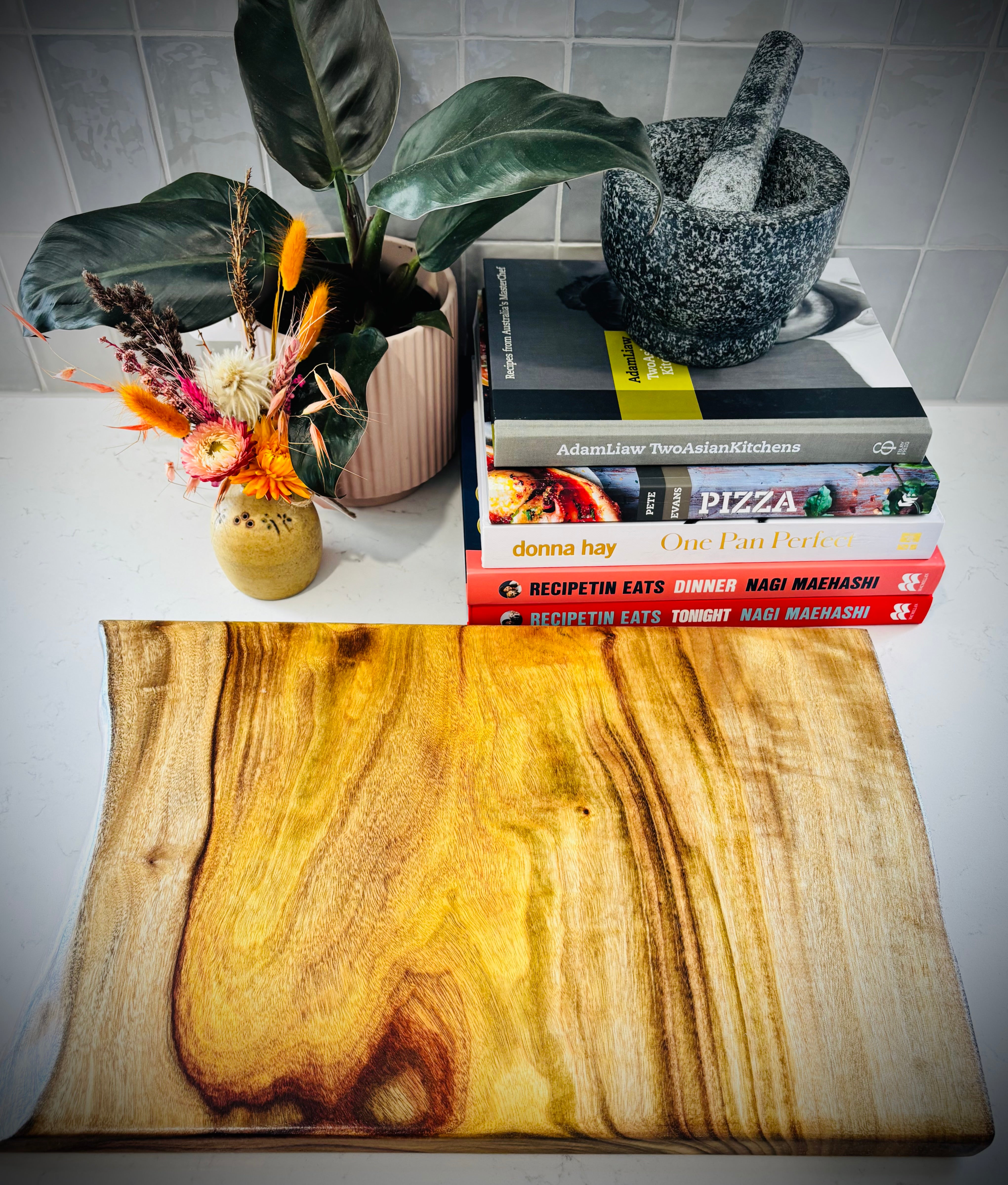 Hardwood Camphor Laurel Charcuterie Board 300x460x25mm