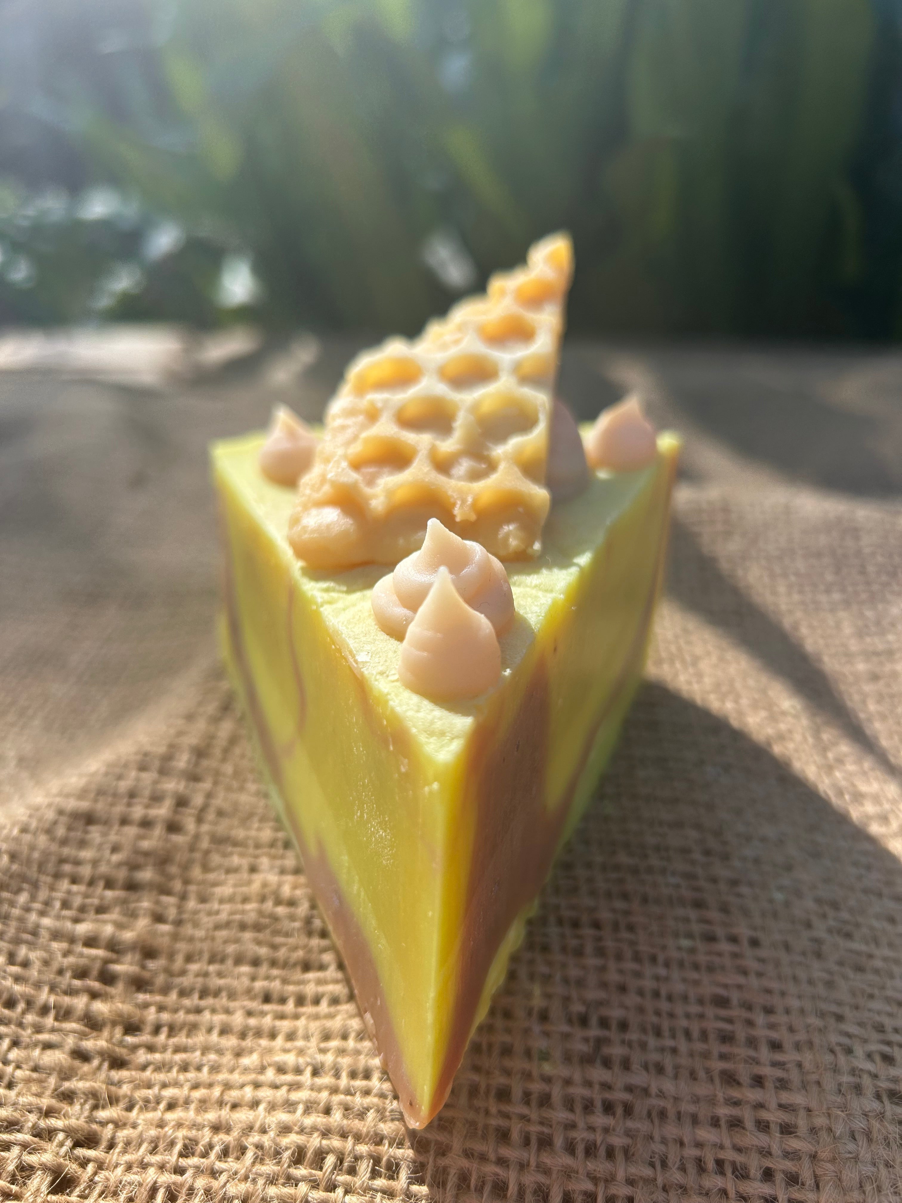 Manuka Honey & Bee Pollen Cake Soap Slice | Natural Handmade Soap