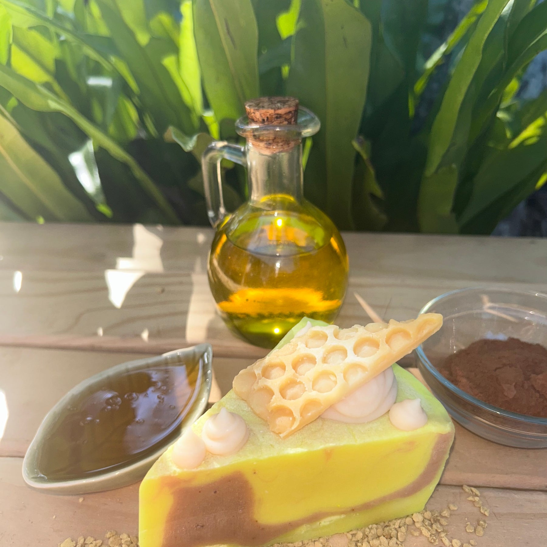 Manuka Honey & Bee Pollen Cake Soap Slice | Natural Handmade Soap