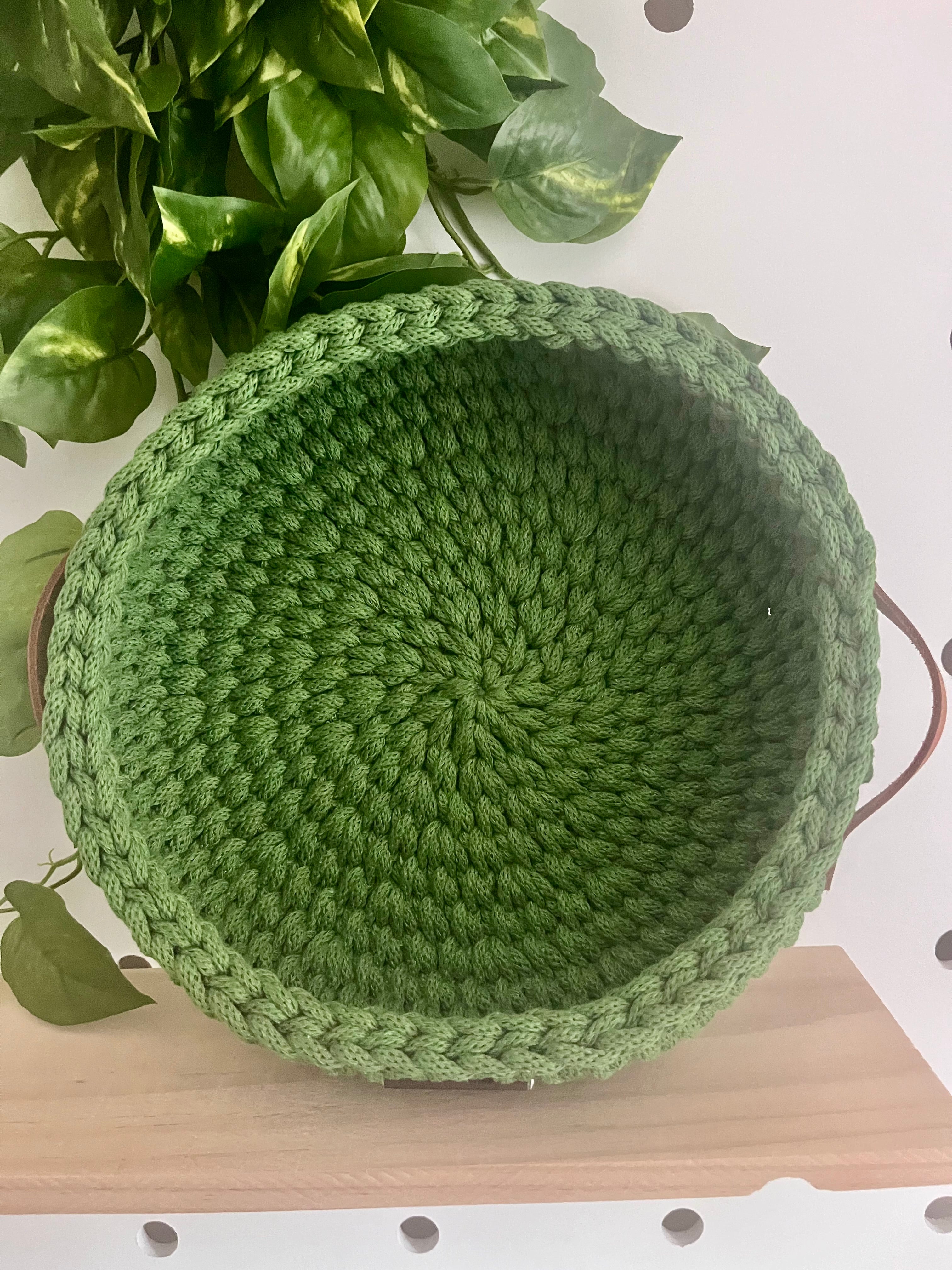 Handmade crochet tray with handles - colour Fern