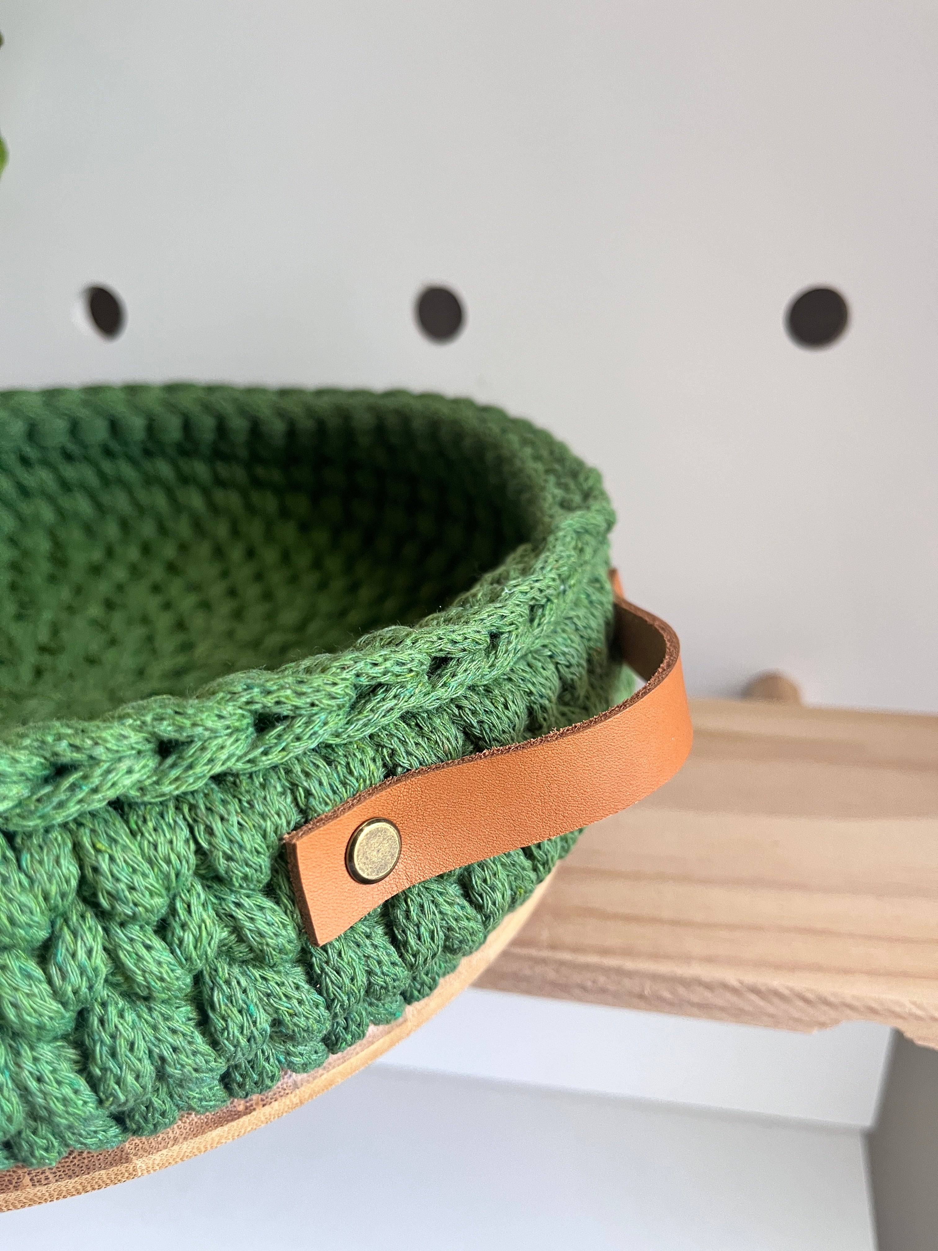 Handmade crochet tray with handles - colour Fern
