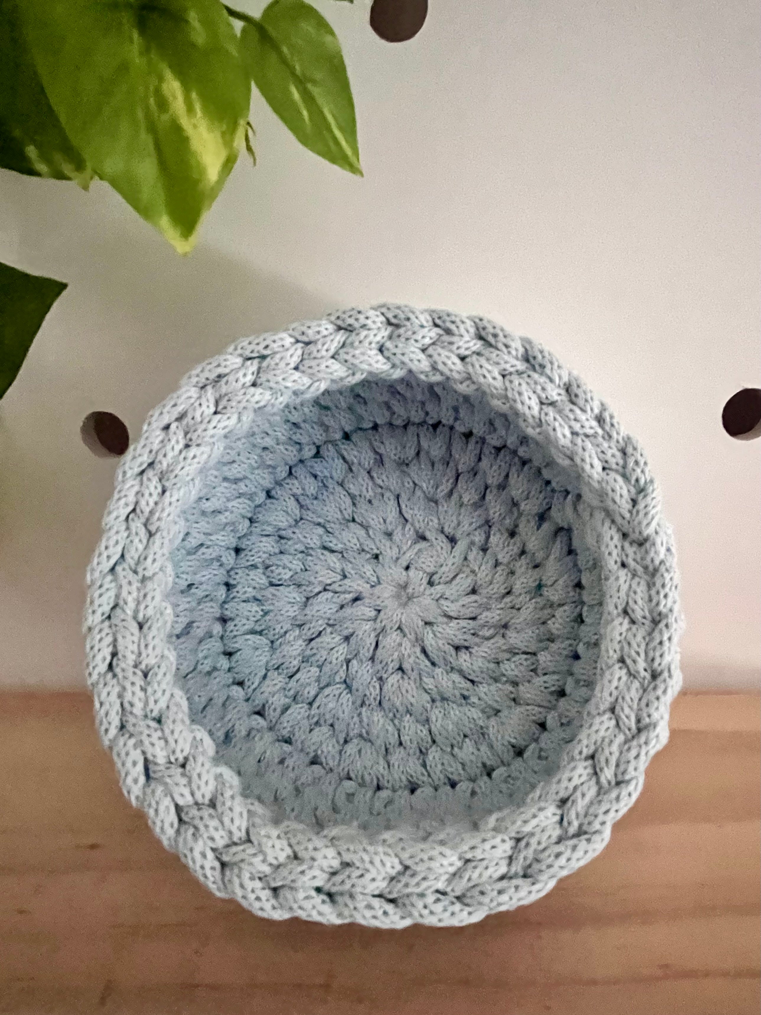 Handmade crochet basket - small - powder blue