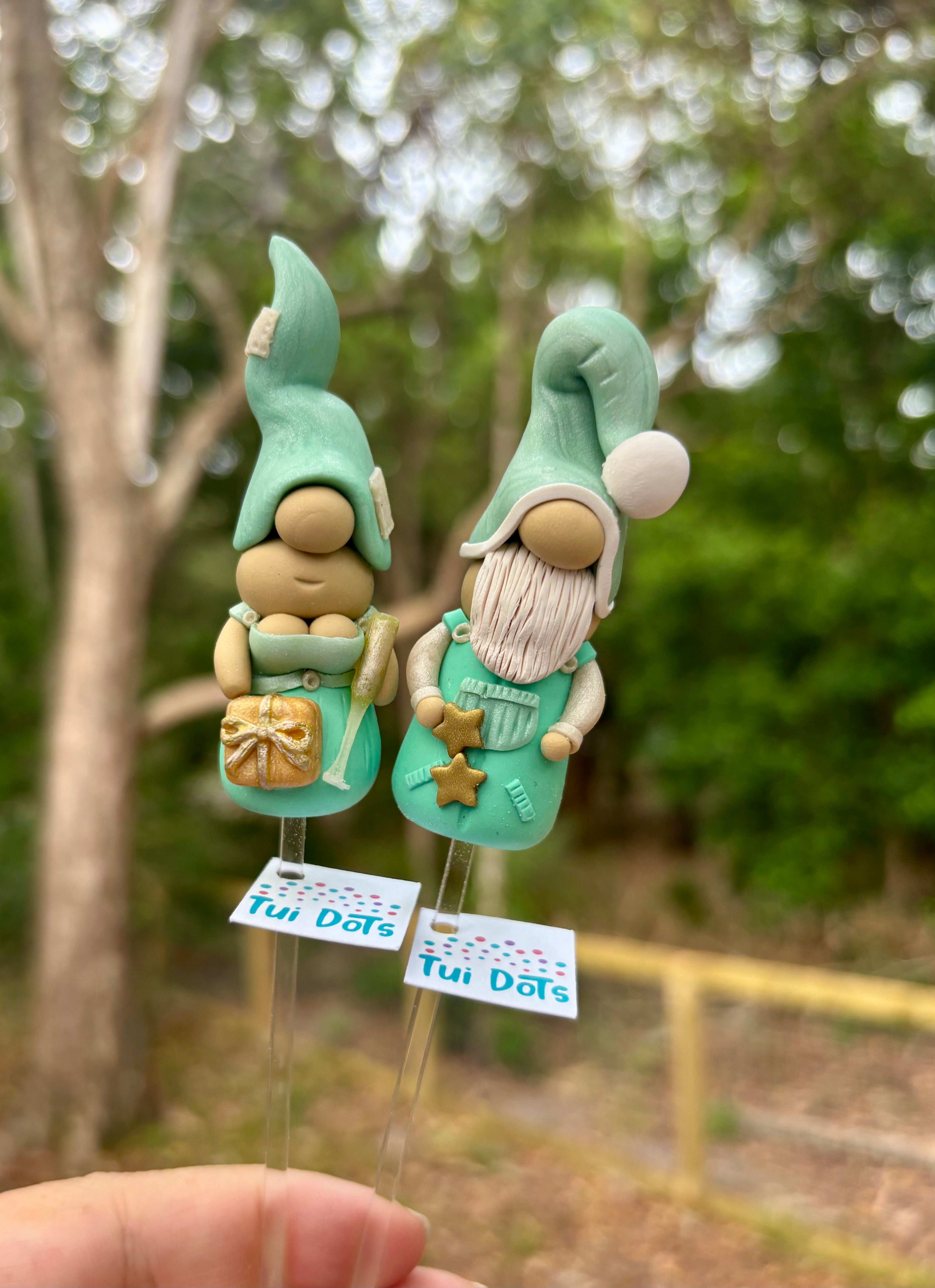 Christmas Tiny Gnomes - Stars and Champagne | Polymer clay gnomes