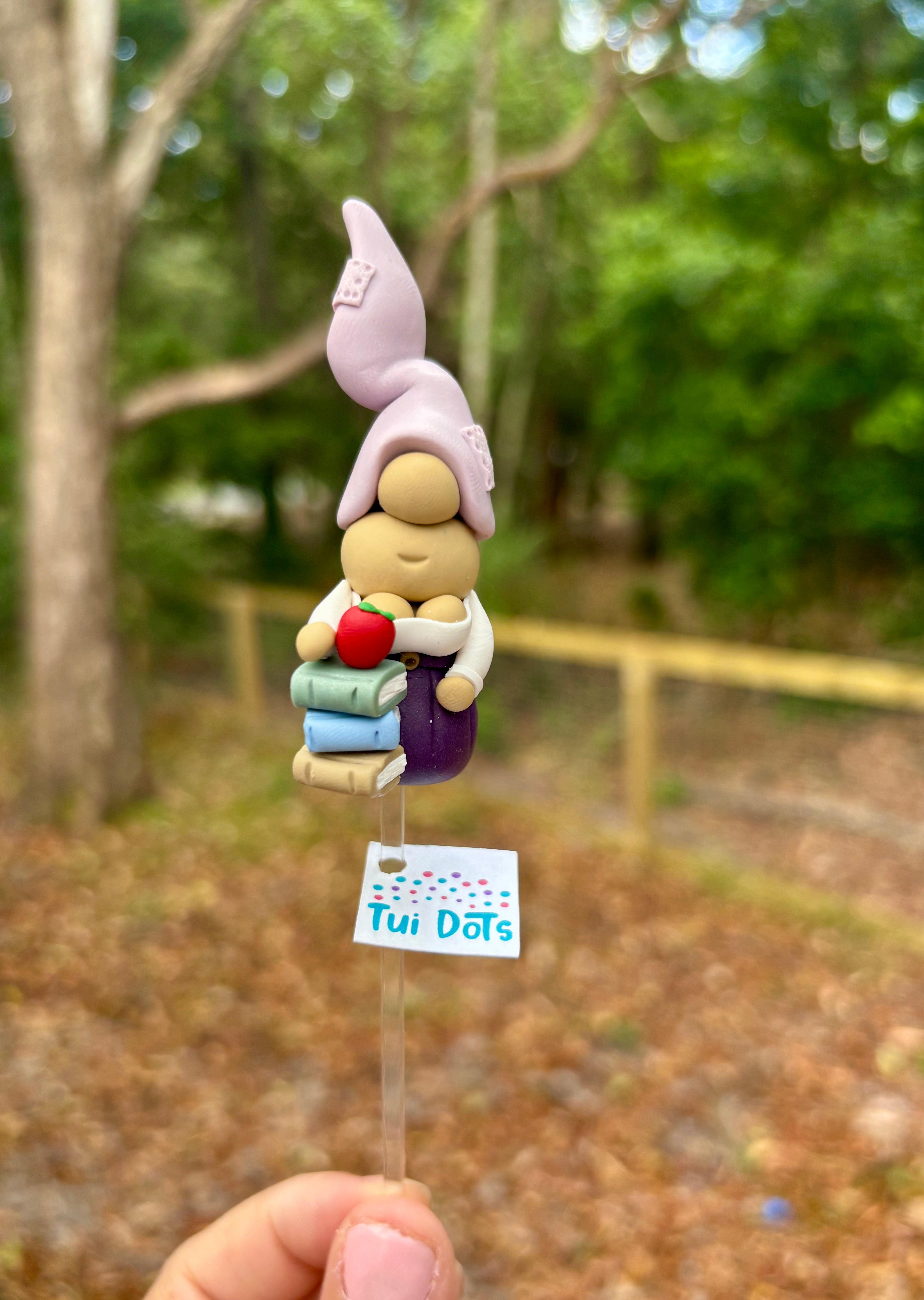 Tiny Gnome - Book stack female (teacher gift) | Polymer clay gnome