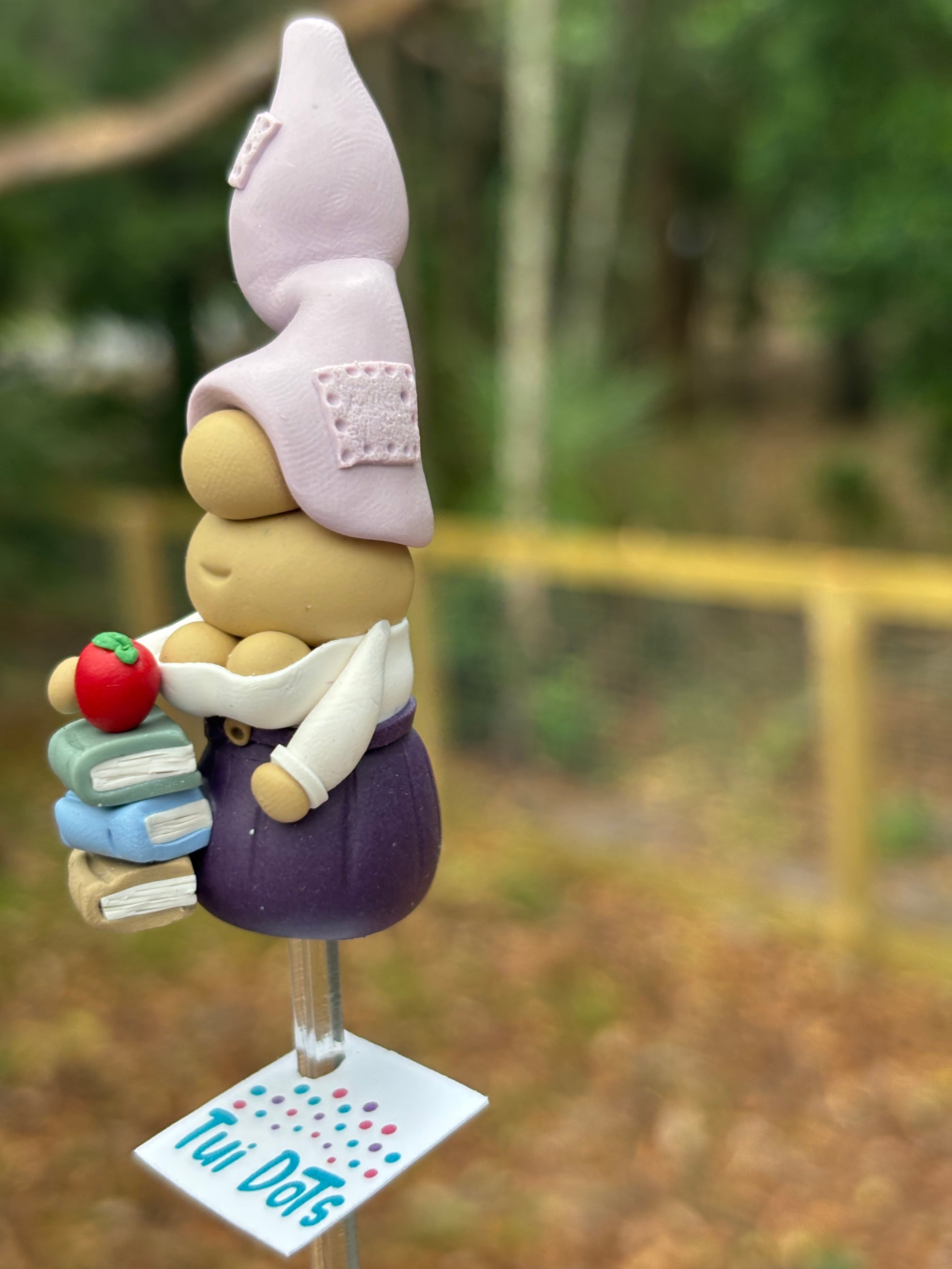 Tiny Gnome - Book stack female (teacher gift) | Polymer clay gnome