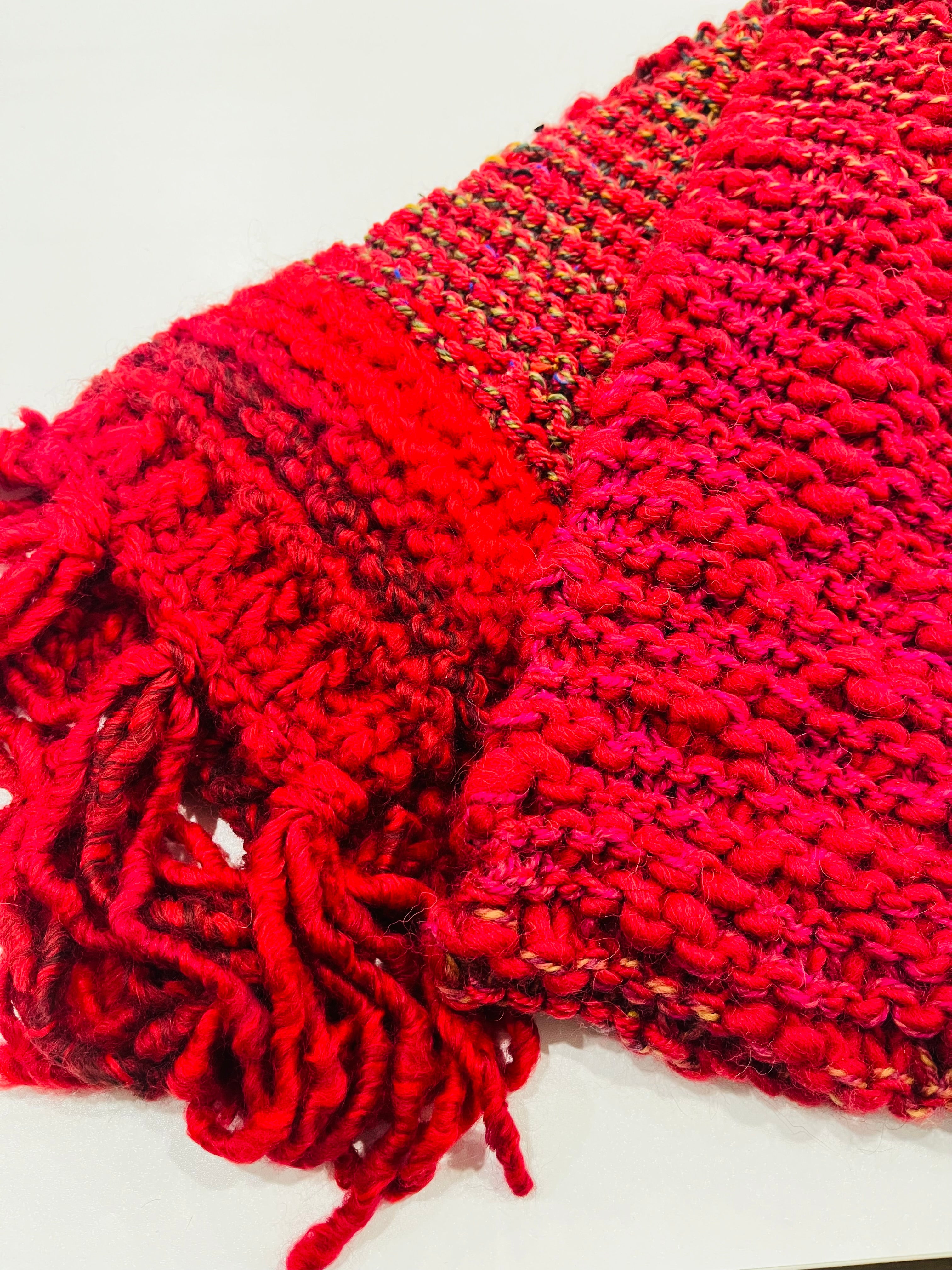 gorgoeus red multi thread scarf