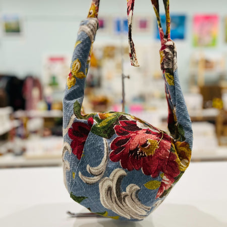 gorgeous vintage EMILY bag