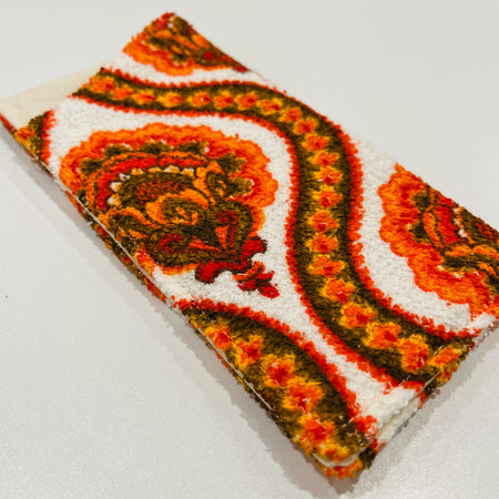 gorgeous vintage fabric sunglass pouch