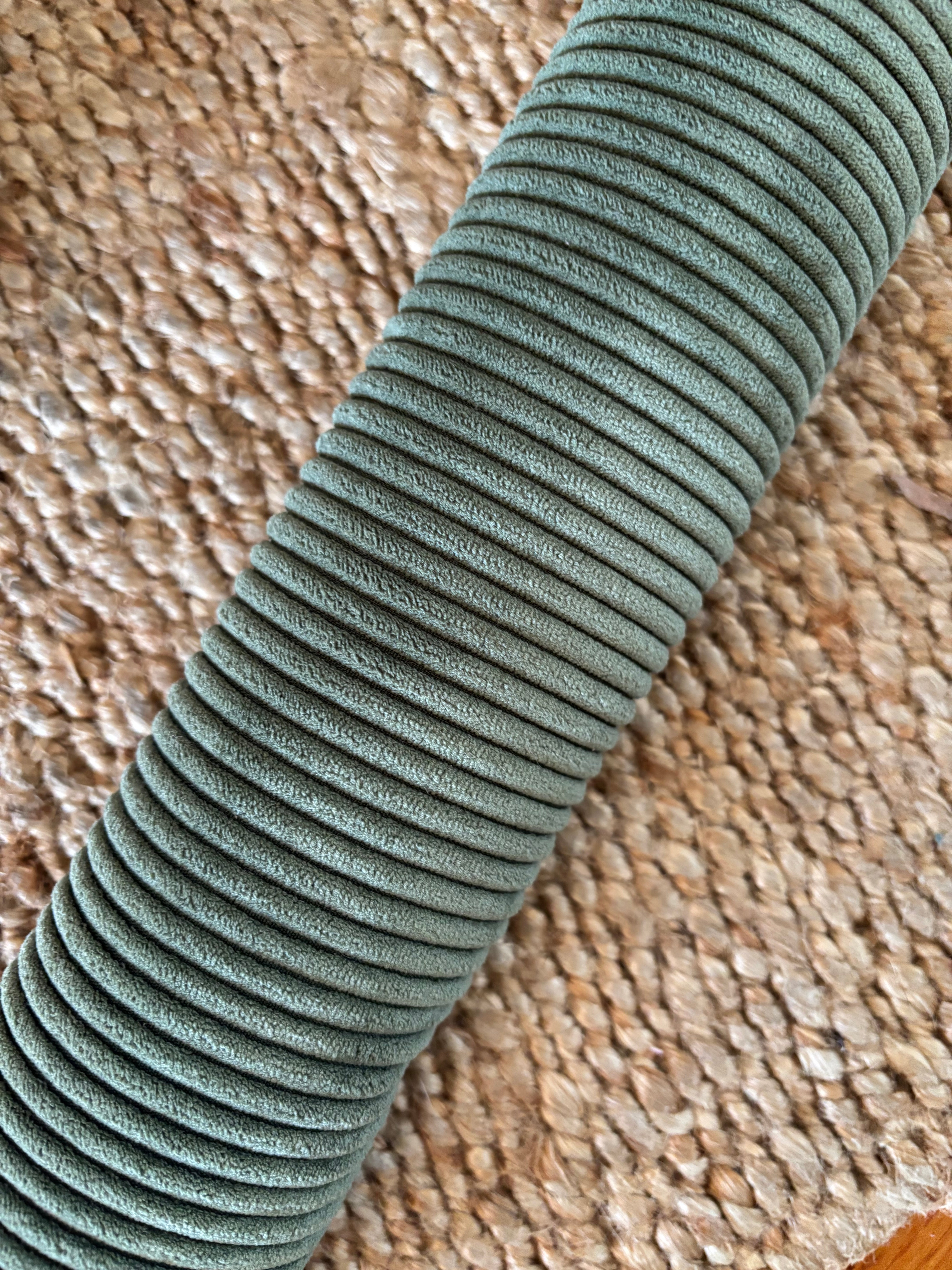 Doorsnake ‘Corduroy Olive Green’