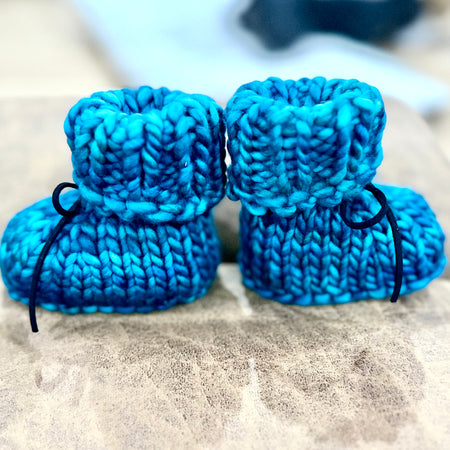 0-3mth Baby Merino booties with engraved leather soles