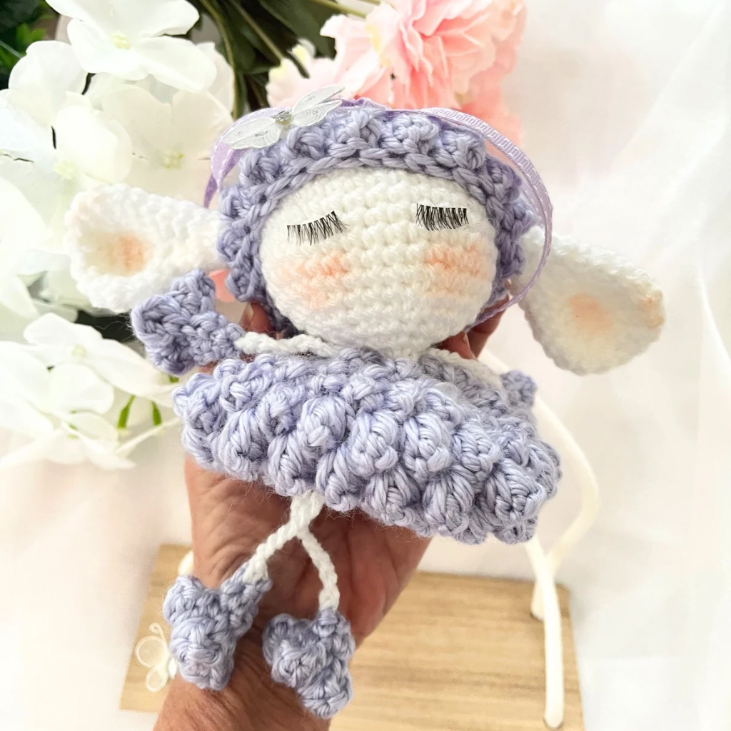 Crochet Lamb Wall Hanging, Nursery Decor, Baby Room Wall Hanging