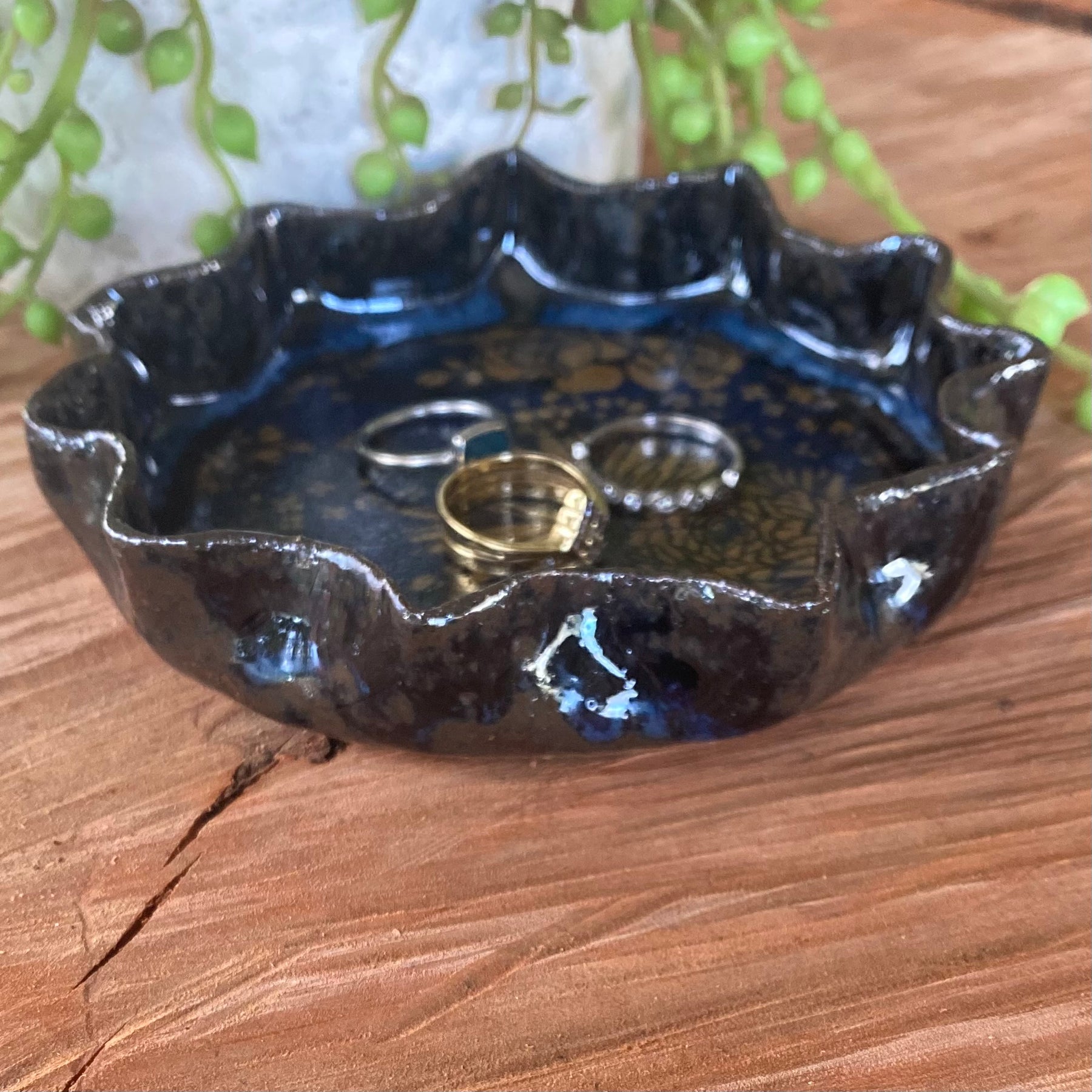 Ceramic Fluted Edge Dish|Handmade Pottery