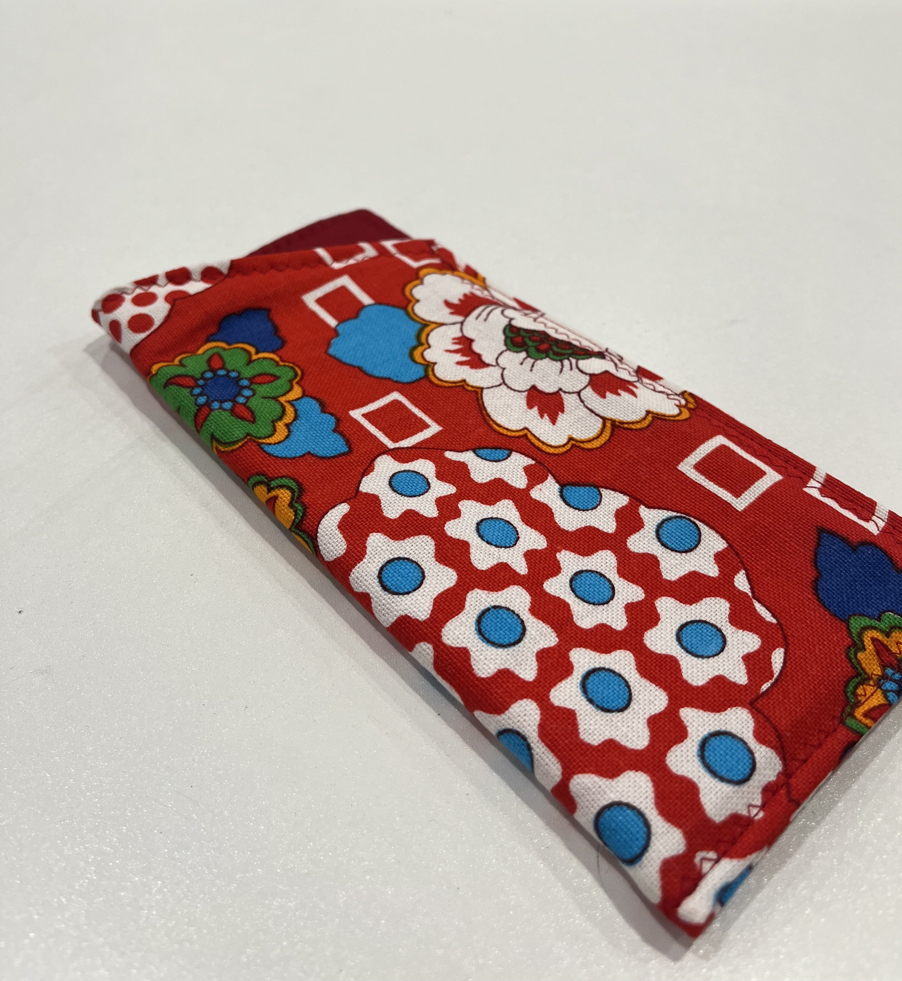 gorgeous red patterned vintage fabric sunglass pouch - violetclothing - free postage