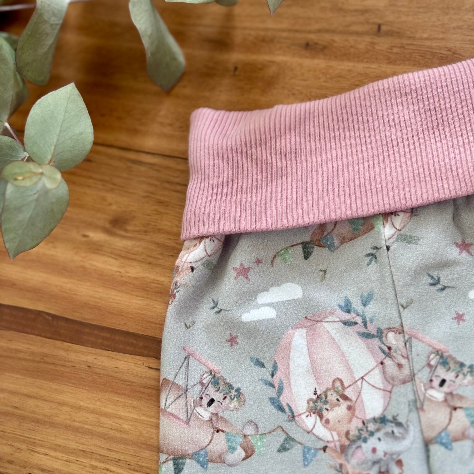 Baby Pants and Hat Set - Pink Hot Air Balloons