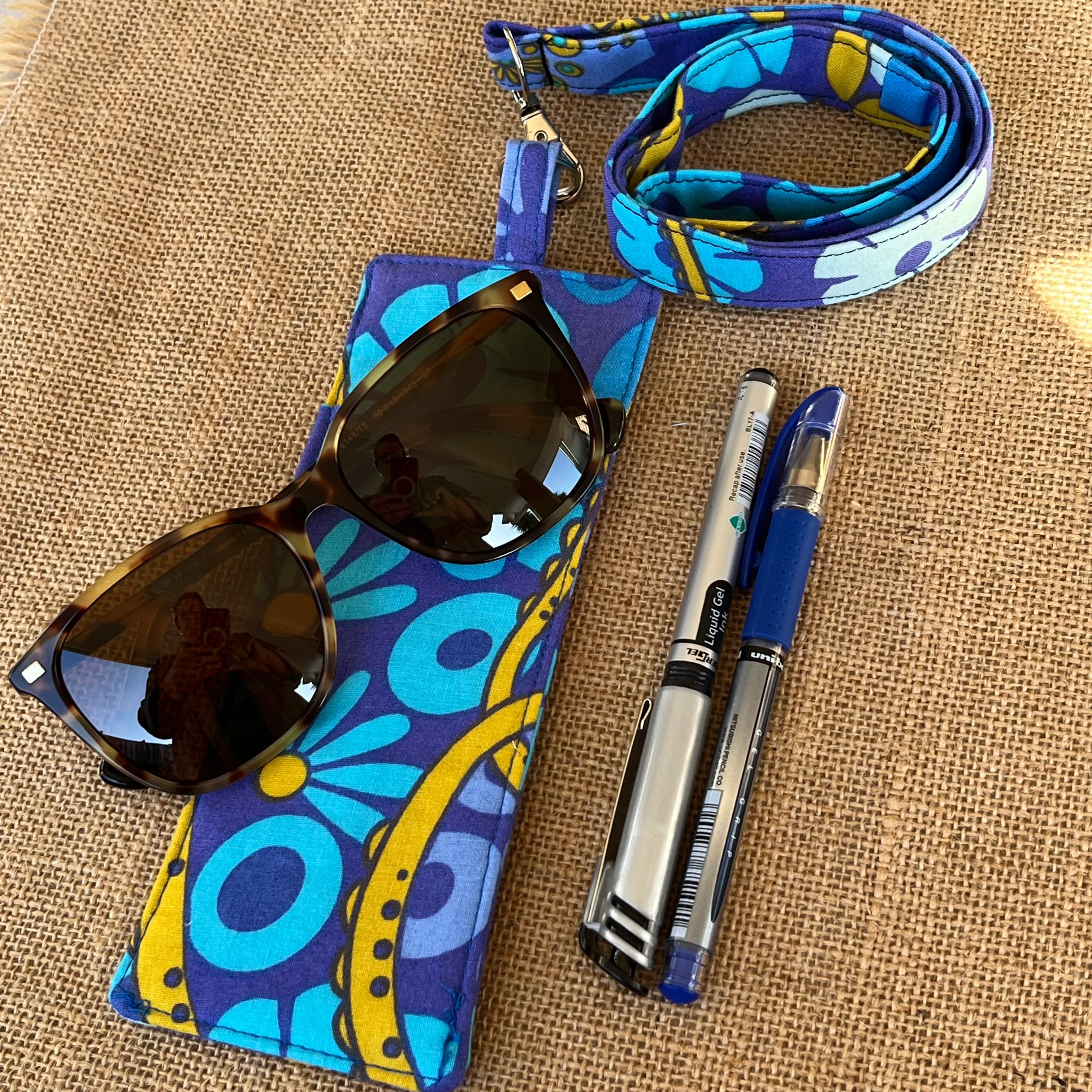 Lanyard and Clip-On Glass & Pen Holder | Hands-Free Convenience