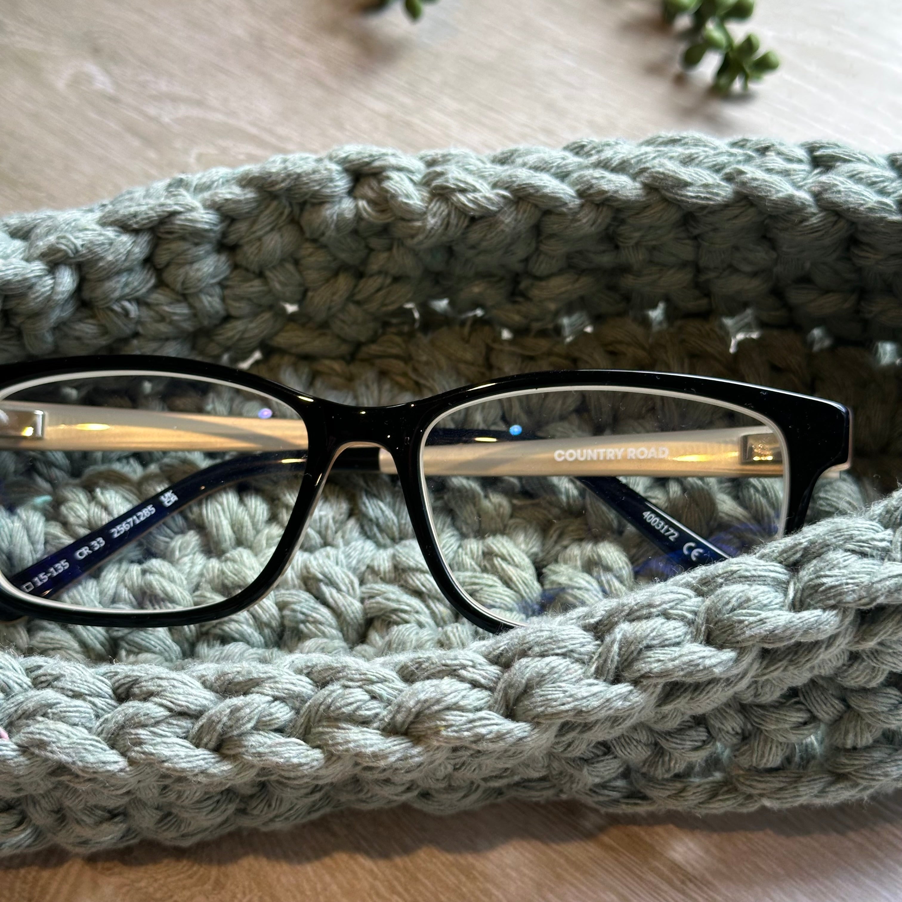 Sage Green Macramé Basket – Oval Catch-All for Glasses, Keys & Trinkets