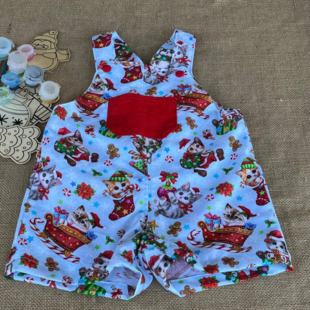 Christmas baby overalls/shorts | cute kittens