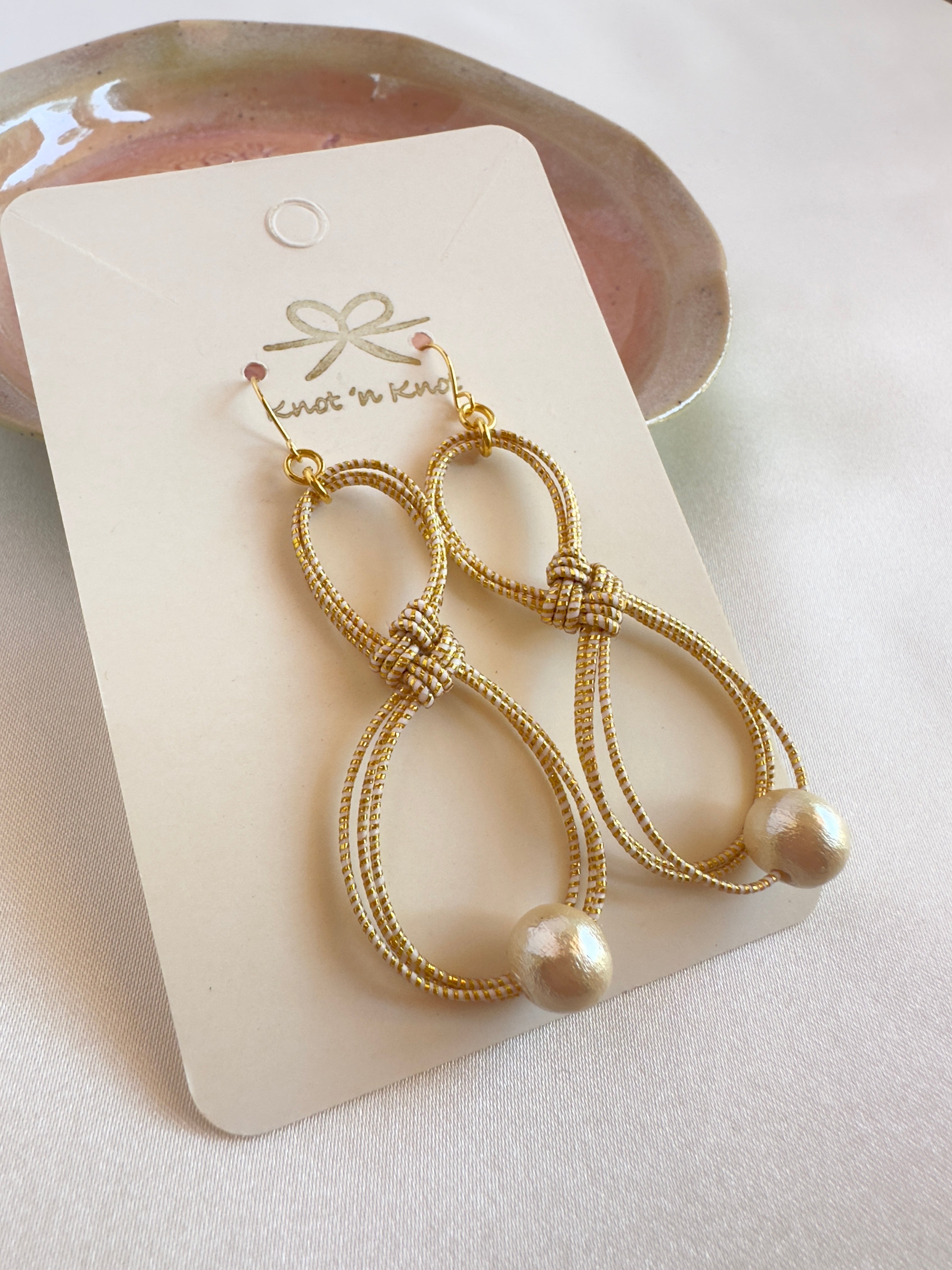 Nozomi Japanese Mizuhiki Earrings – Hypoallergenic, Japanese Knot, Lightweight, Washi paper, For Wedding and Party