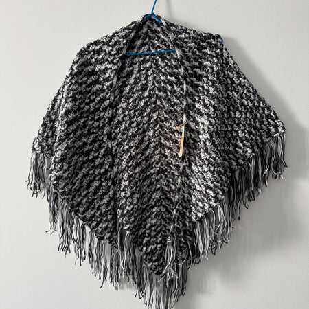 Ladies Shawl | Varigated Black and White