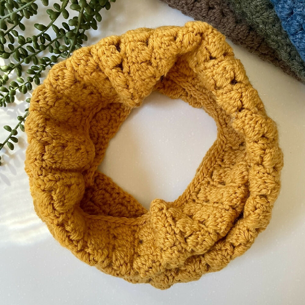 Cosy-cowl_mustard_IMG_6997 Large