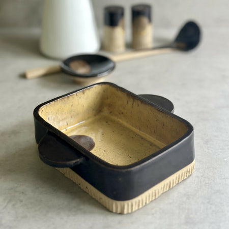 TOAST & HONEY 4 Piece BAKING & SERVING WARE SET