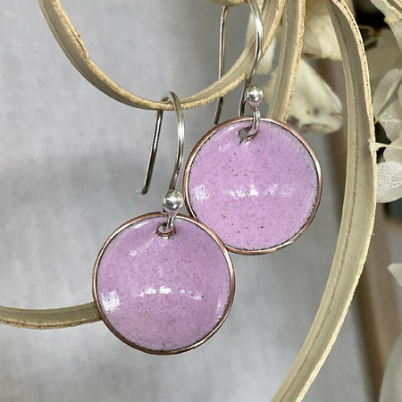 Everyday earrings | pink tones