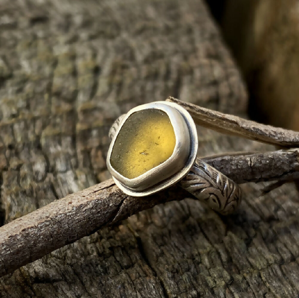 Sterling Silver Seaglass Ring - Yellow Floral Band8