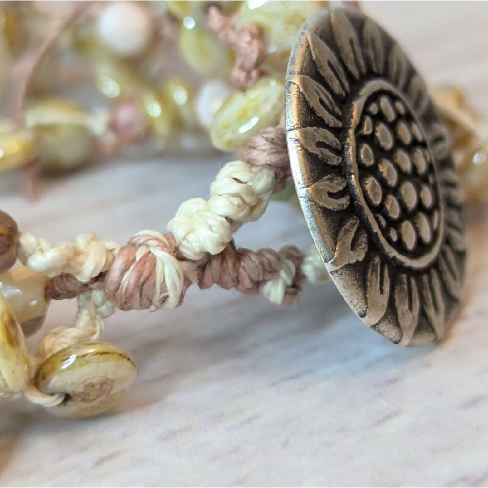 Sunflower bracelet | hemp bracelet | agate | beaded button bracelet