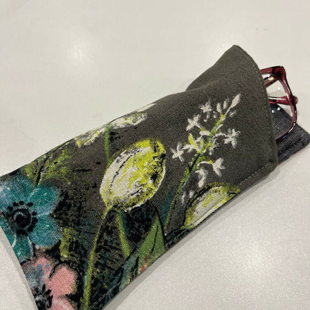 gorgeous grey floral vintage cotton sunglass pouch