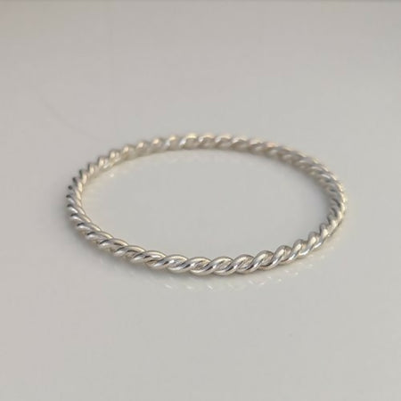 round twisted wire bangle