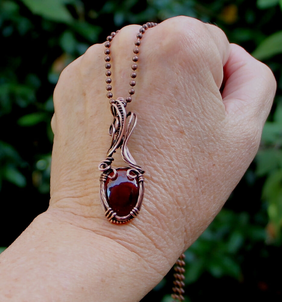 Olde World Garnet in Copper with chain