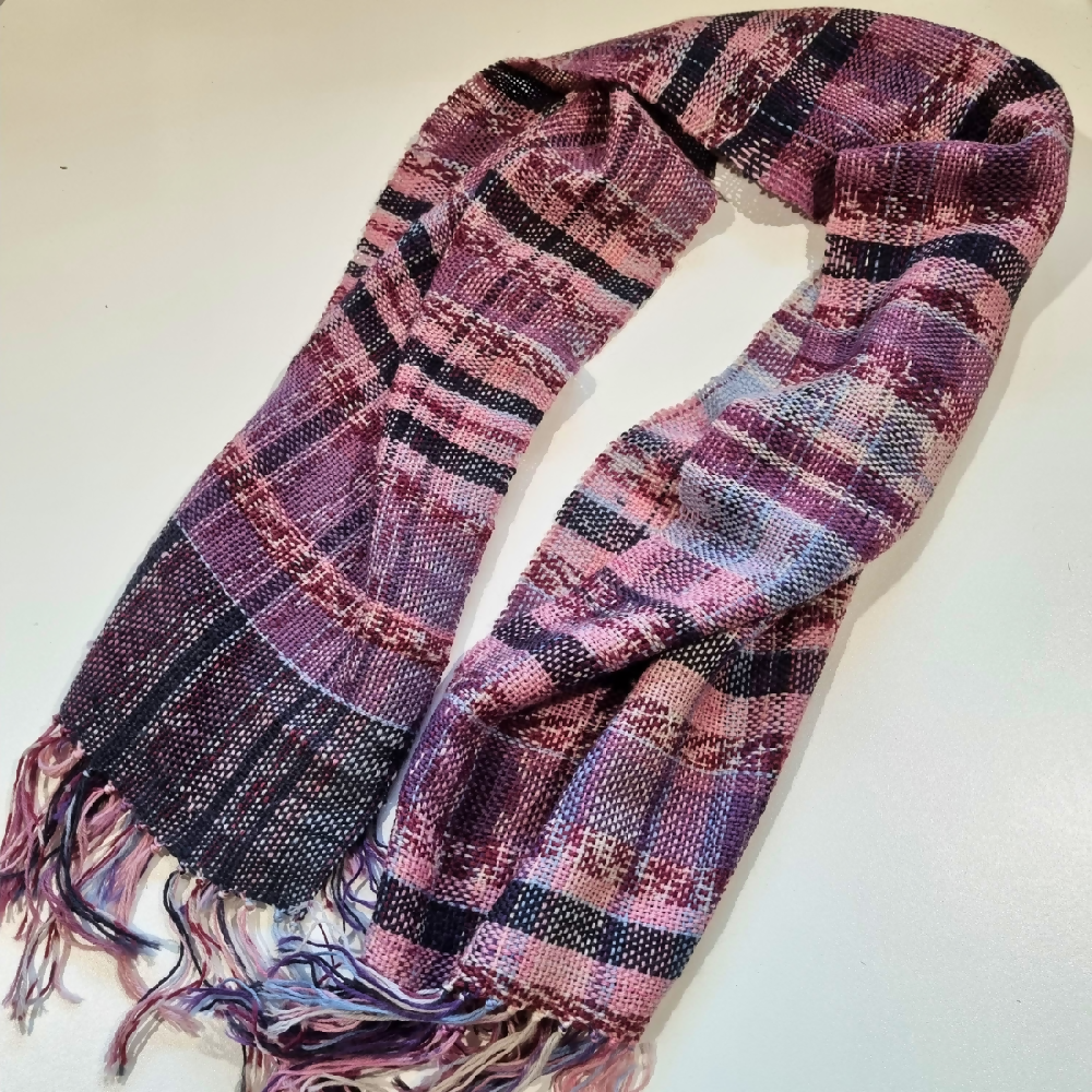 australian-artist-handmade-handwoven-pink-acrylic-shawl-7