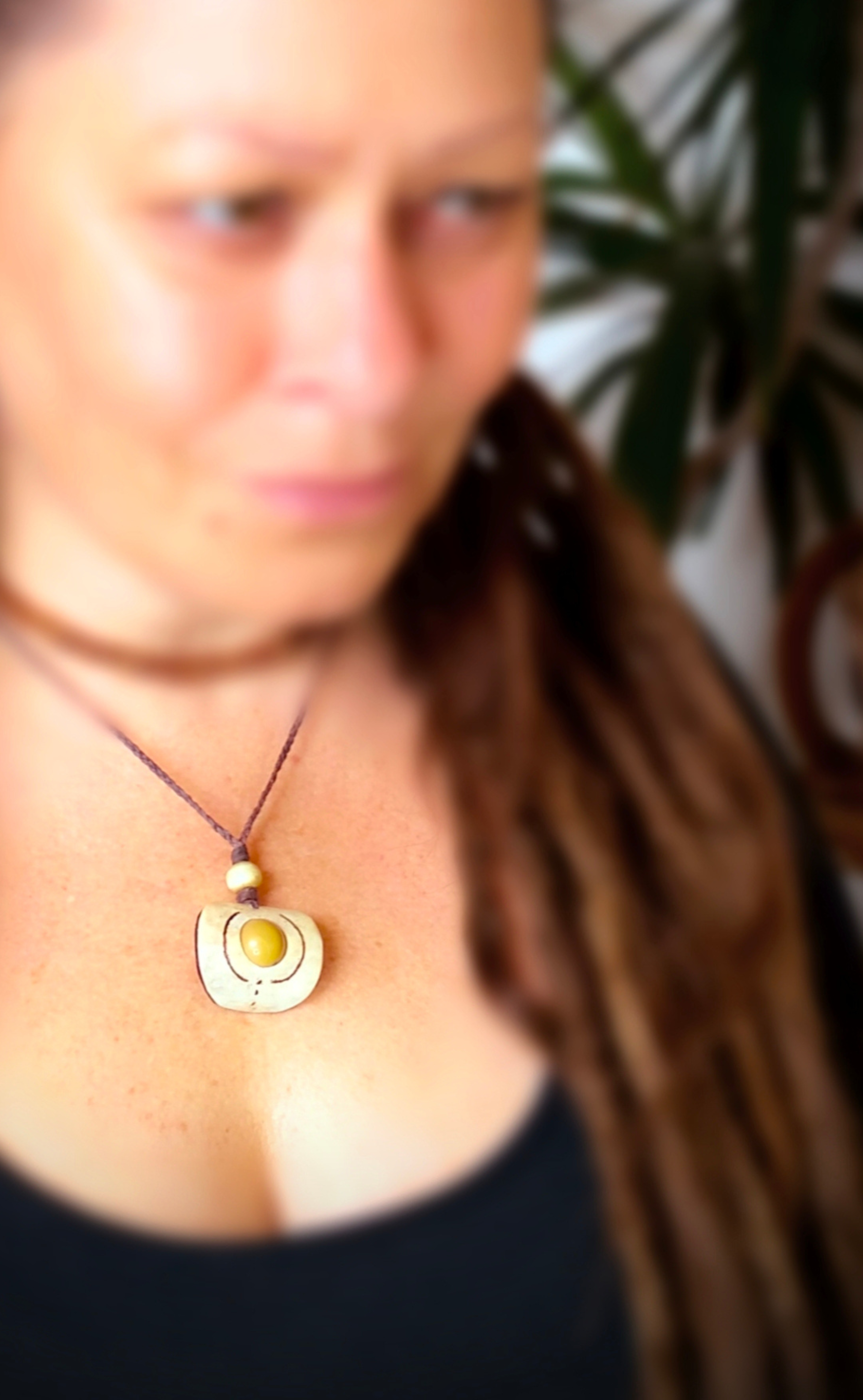 •| MOOKIATE | DEER ANTLER |• natural crystal necklace