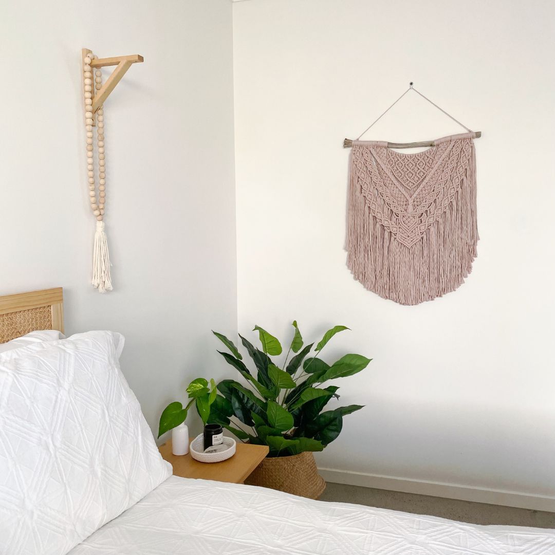 Macrame wall hanging on Driftwood - Bisque pink