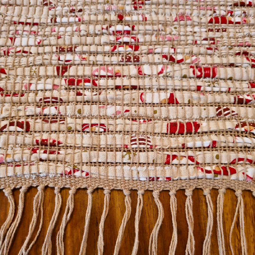 australian-artist-handmade-handwoven-christmas-cotton-fabric-gnome-tablerunner-8