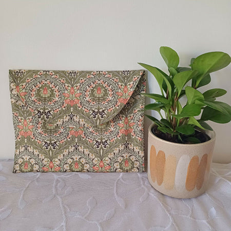 Lingerie Bag - IPad Bag - William Morris