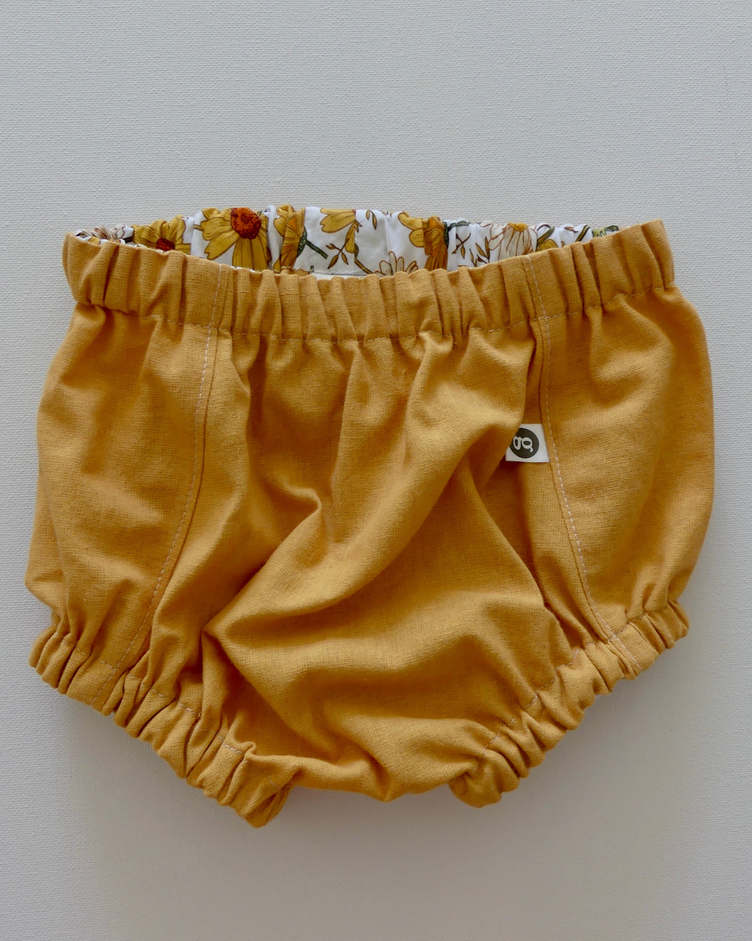 'BLOOMERS & BOOMERS'