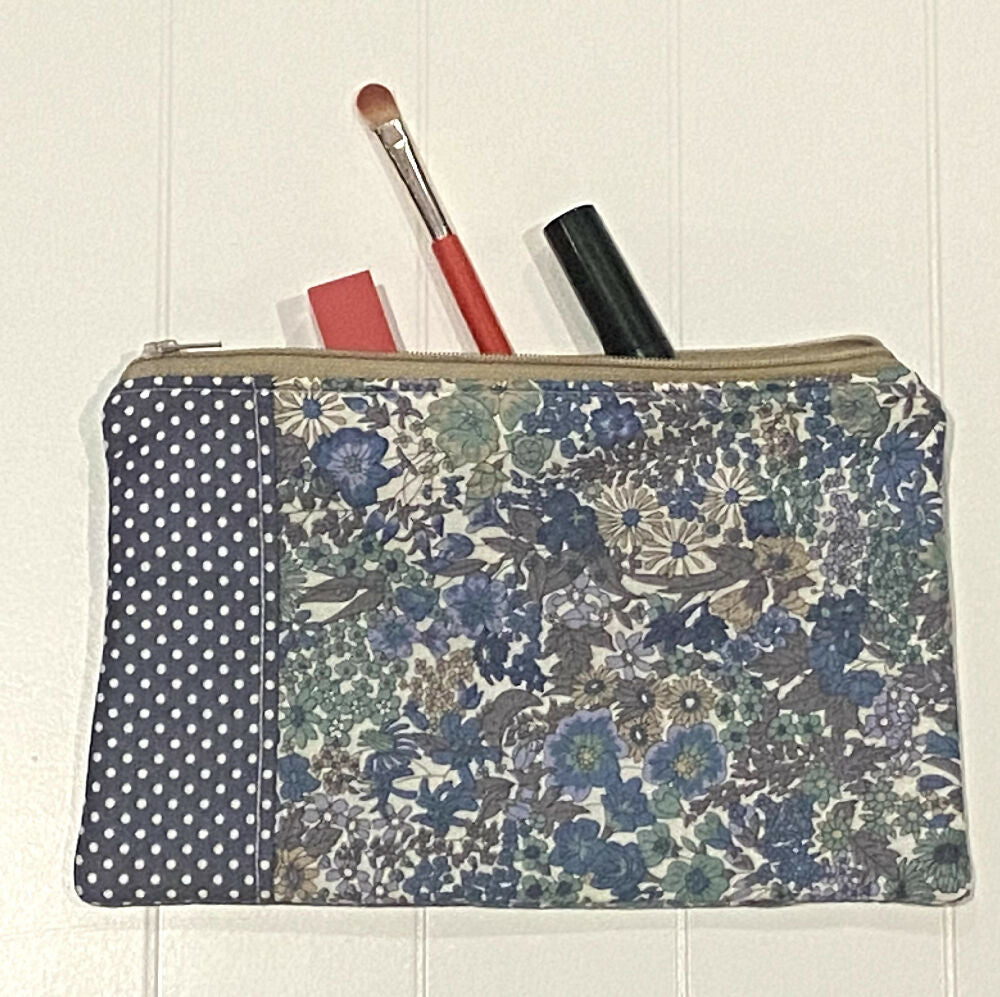 Grey and blue flowers purse