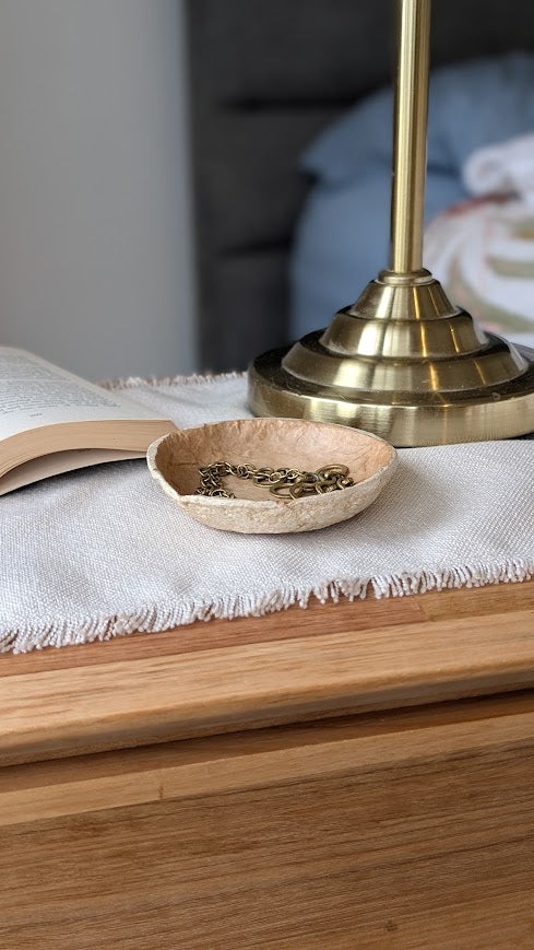 Eco Paper Dish – Handcrafted Organic Décor Tray